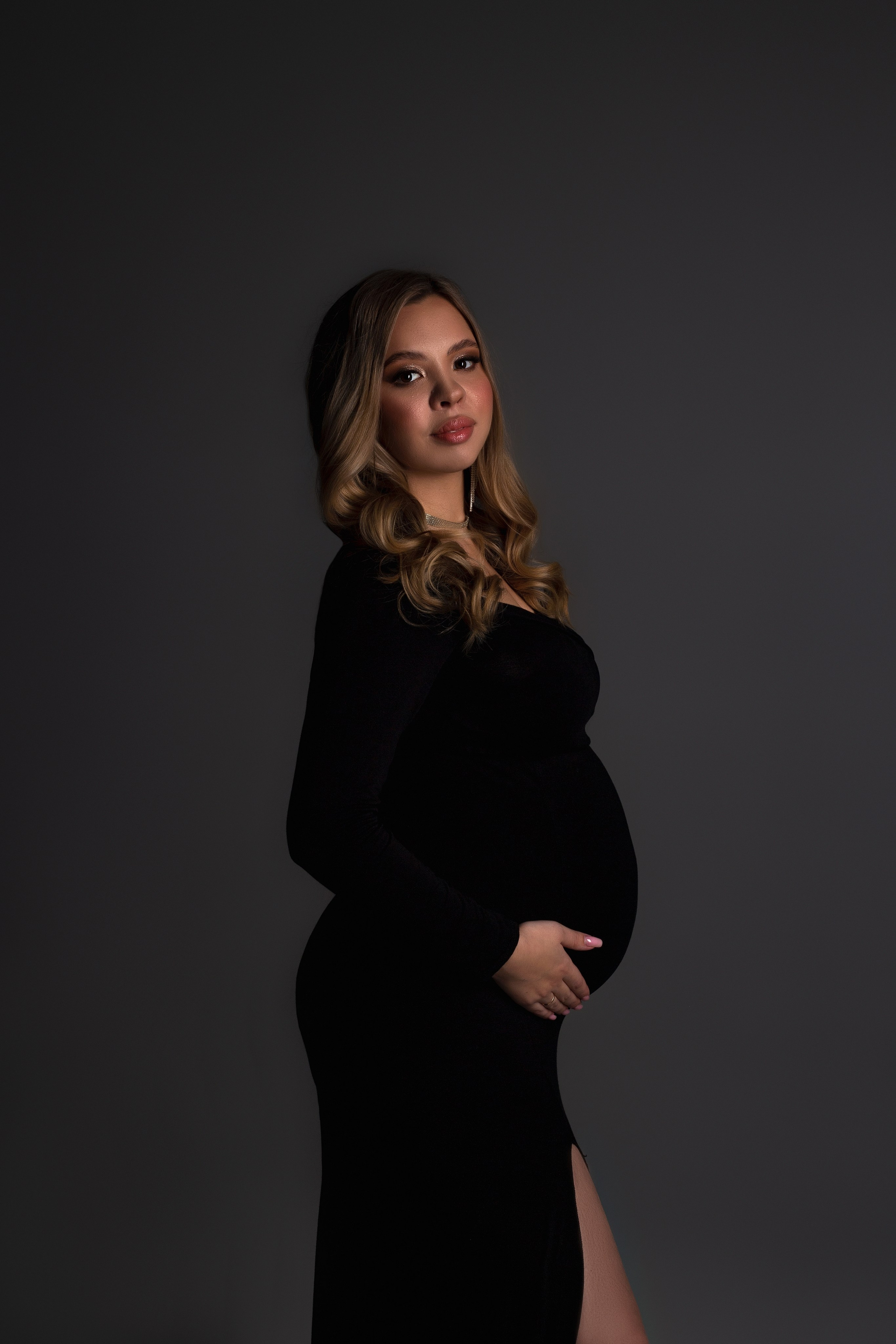 Дарья в ожидании малыша. Фотограф беременности в Хабаровске Сарычева Надежда