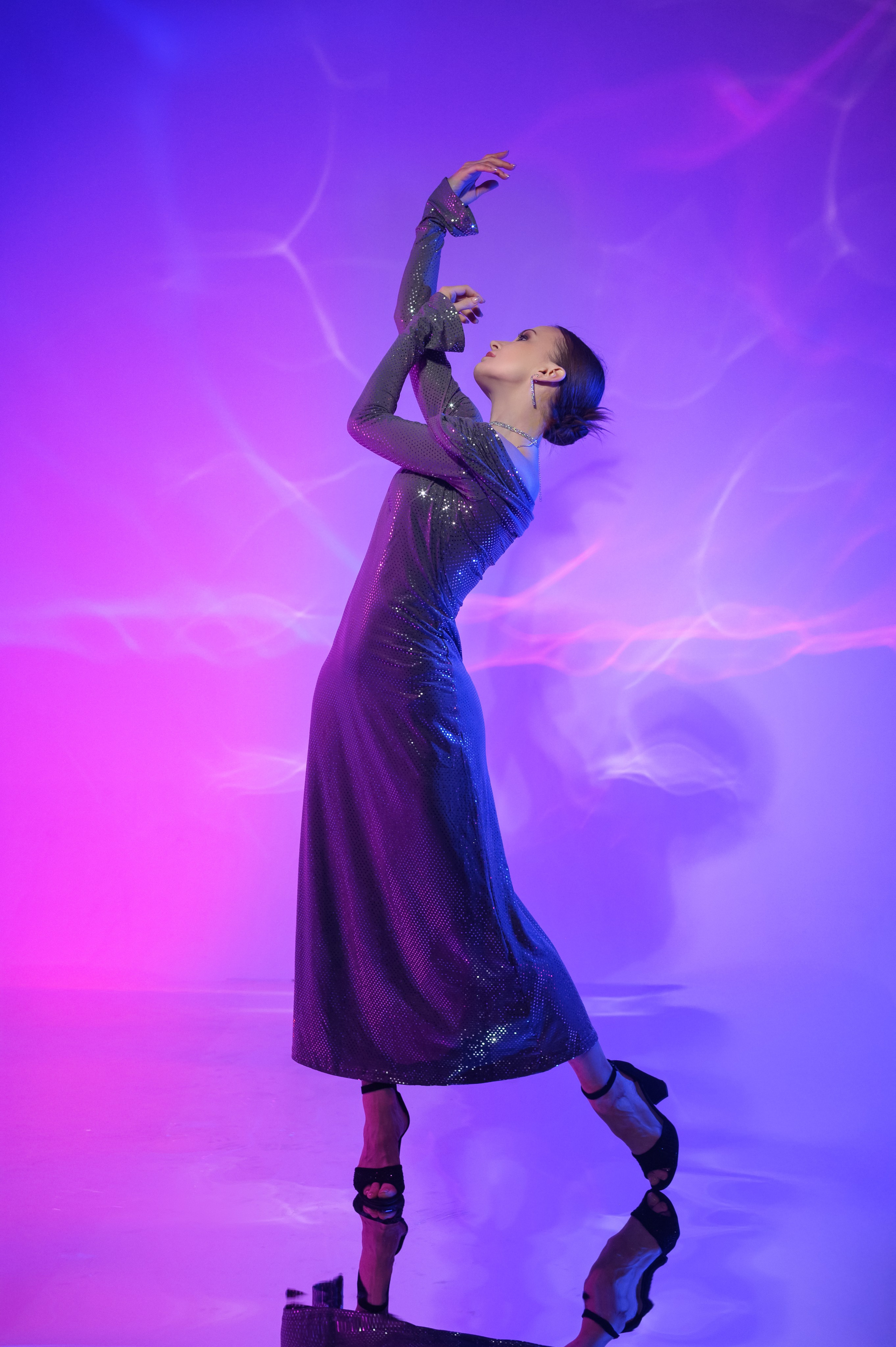 Портретная фотосессия с гибким зеркалом в студии