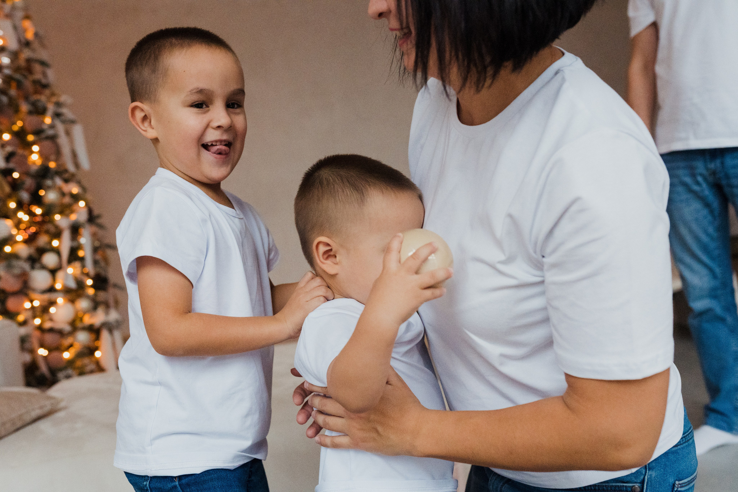 Семейная фотосессия в студии в Москве, семейный фотограф Анна Полушина. Свадебный фотограф в Москве Анна Полушина