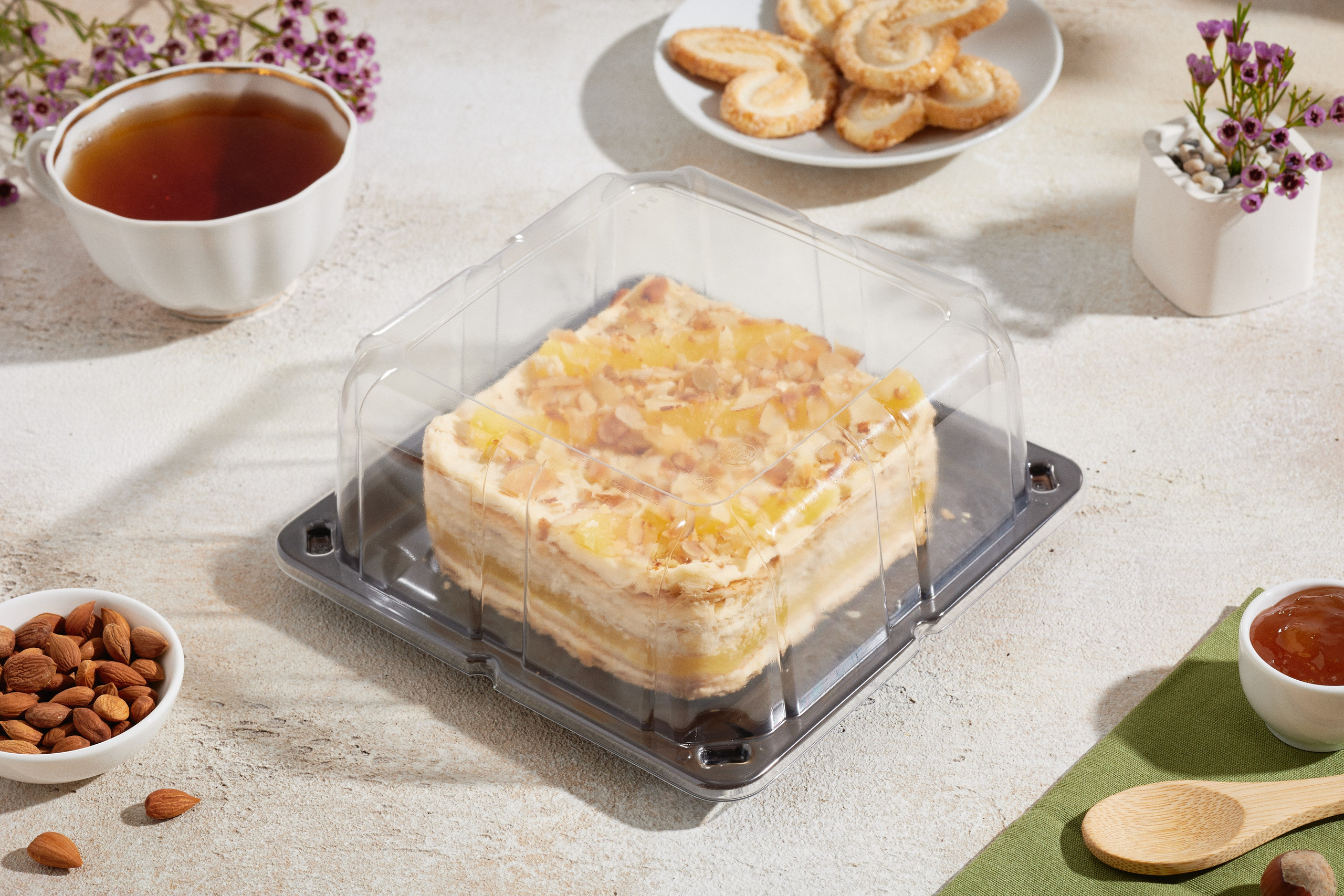 Контейнеры. Уютная студия предметной съемки для маркетплейсов в городе Москва