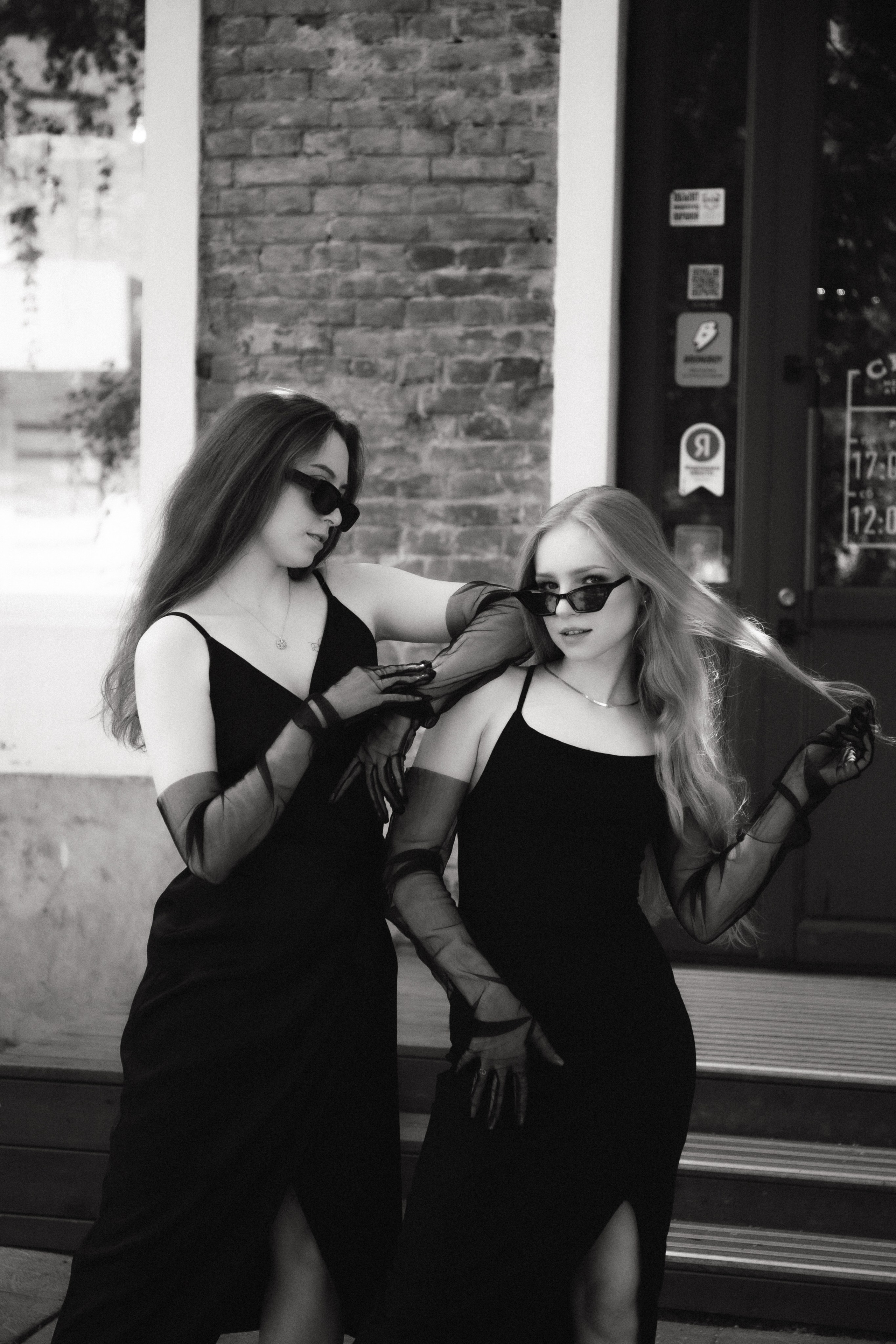 Ксения и Арина. Свадебный и портретный фотограф в Новосибирске Любовь Исакова