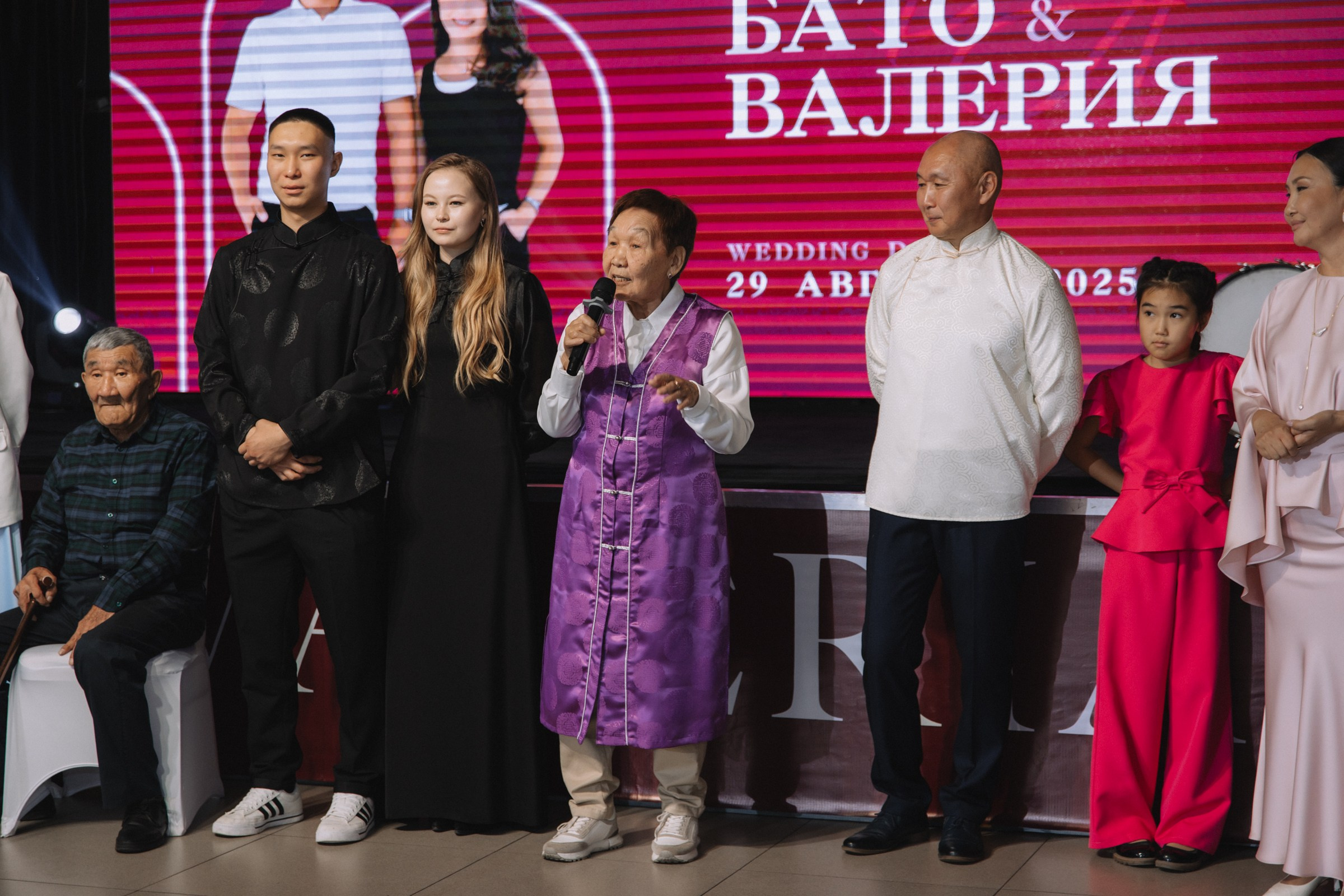 Бато и Валерия. Фотограф Улан-Удэ