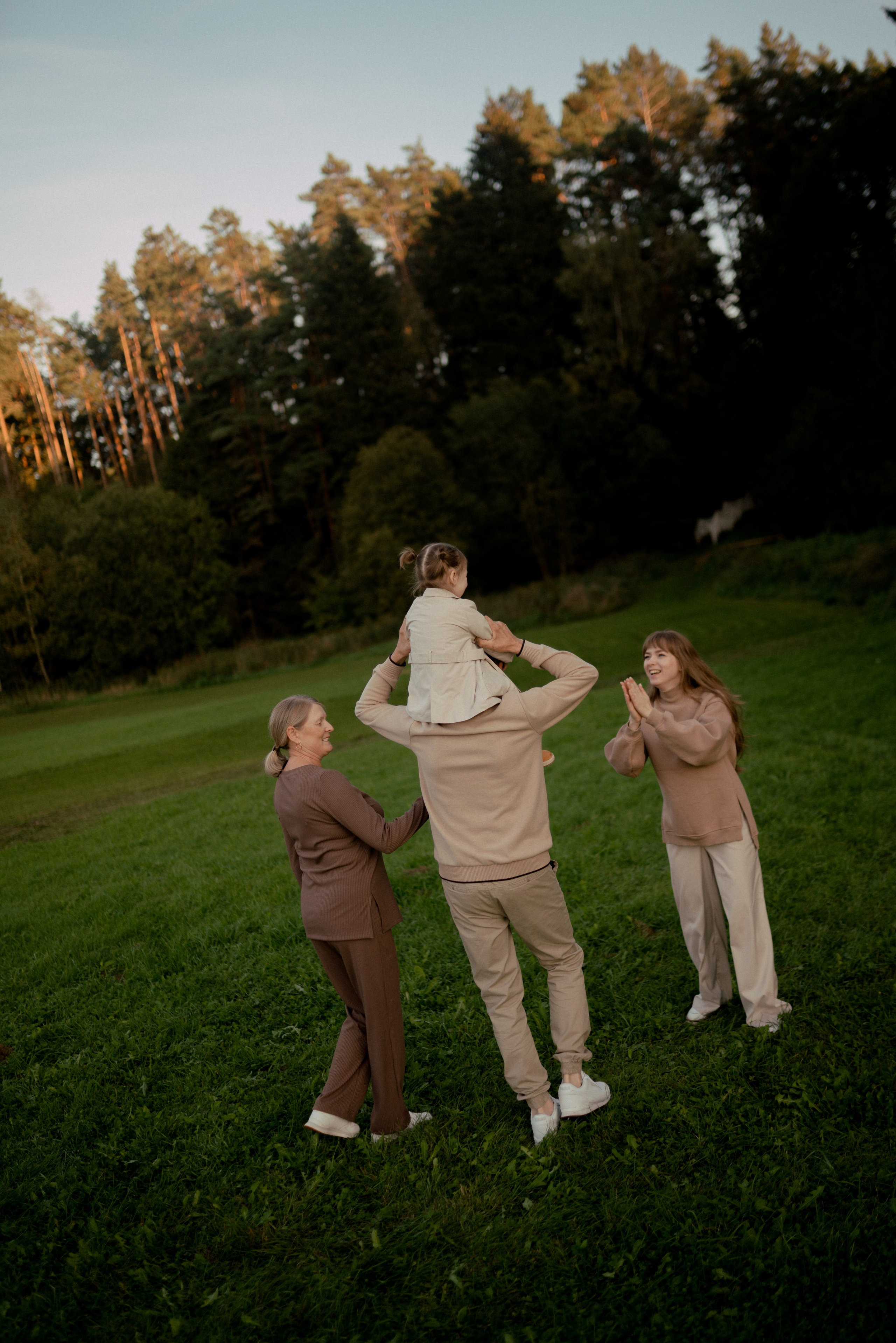 Снежана, София, Андрей и Елена. Семейный и свадебный фотограф в Москве и Калуге Рослова Анастасия