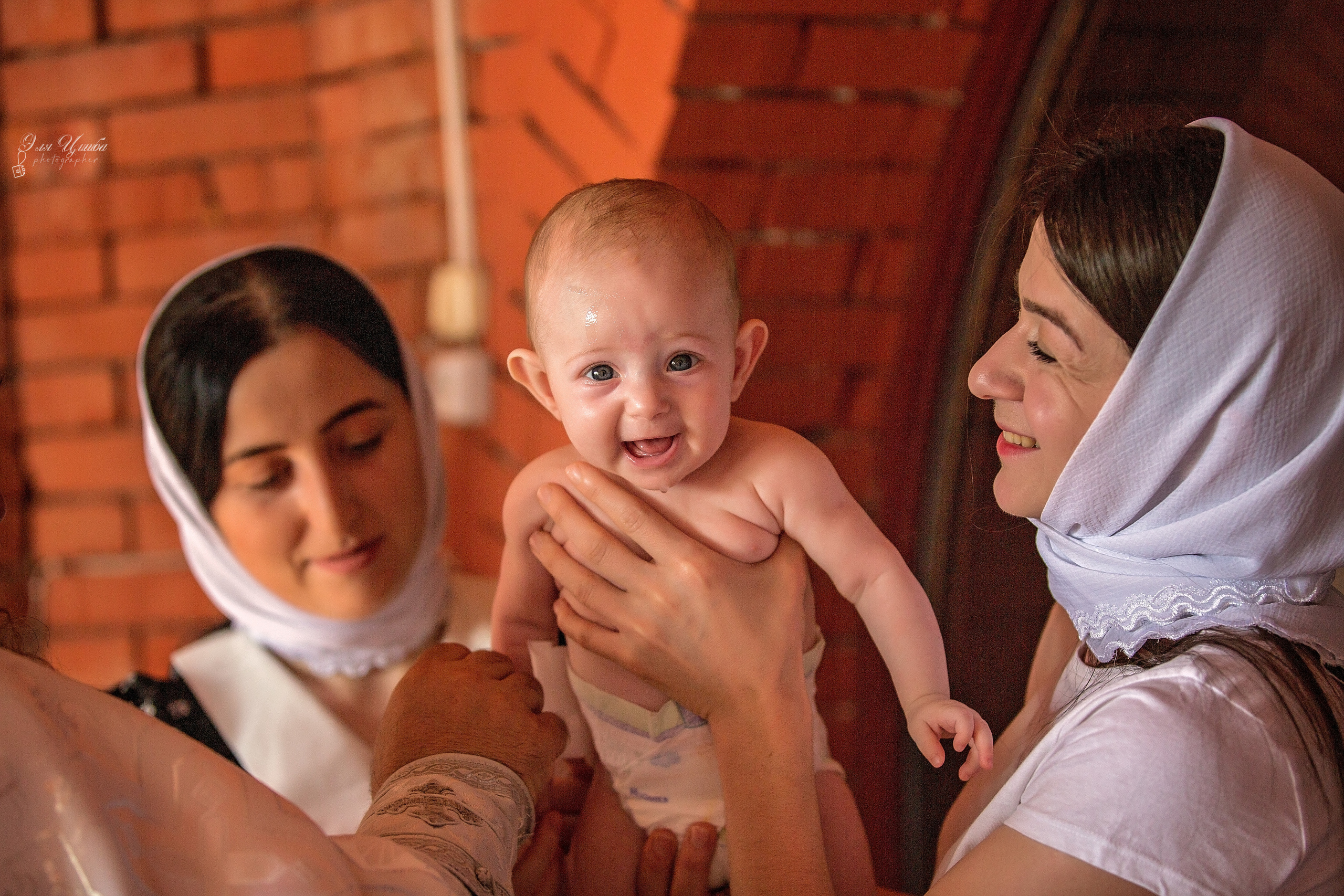Крещение малышки Ланы. Свадебный и семейный фотограф в Абхазии Эля Цишба