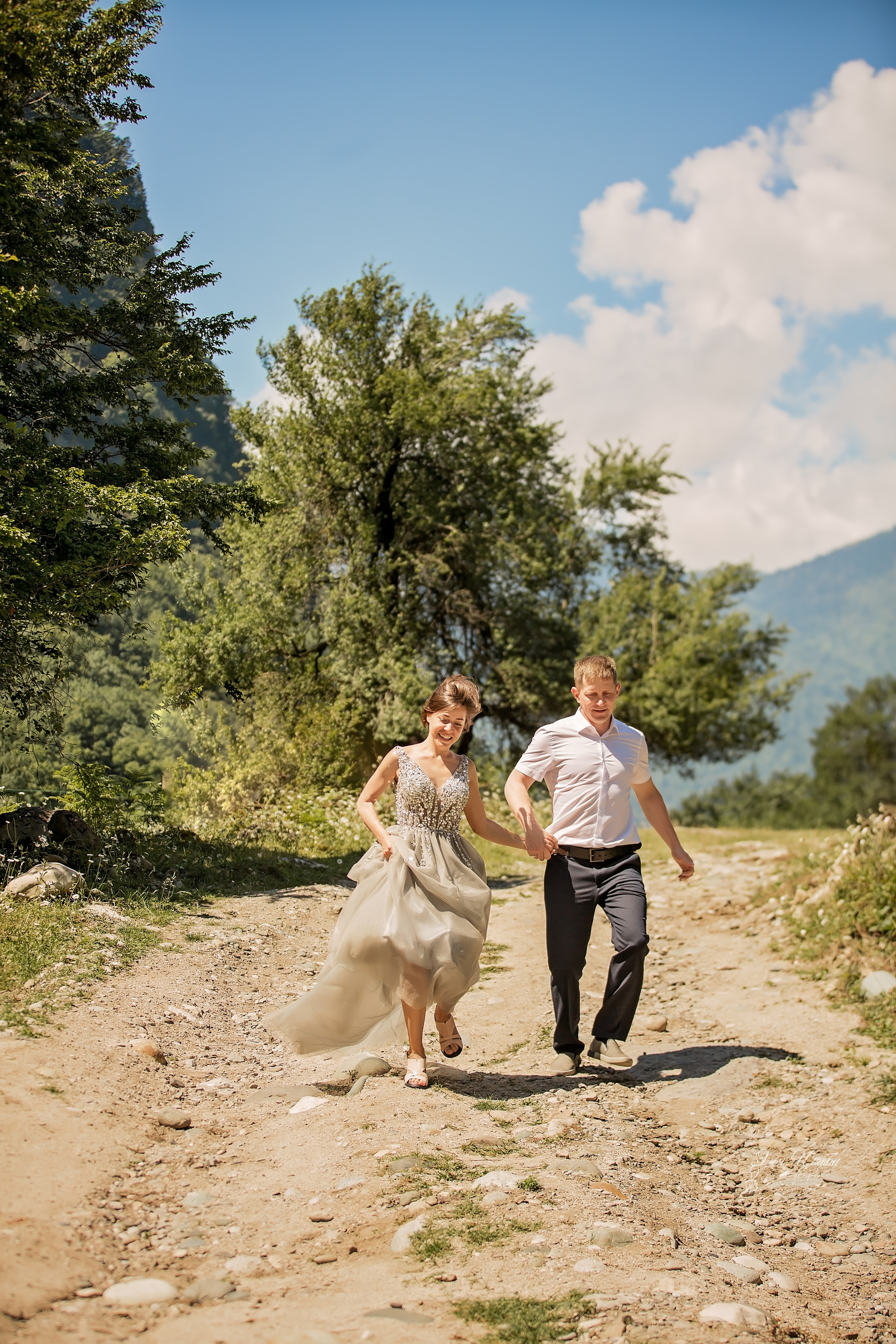 Свадебная фотоистория. Свадебный и семейный фотограф в Абхазии Эля Цишба