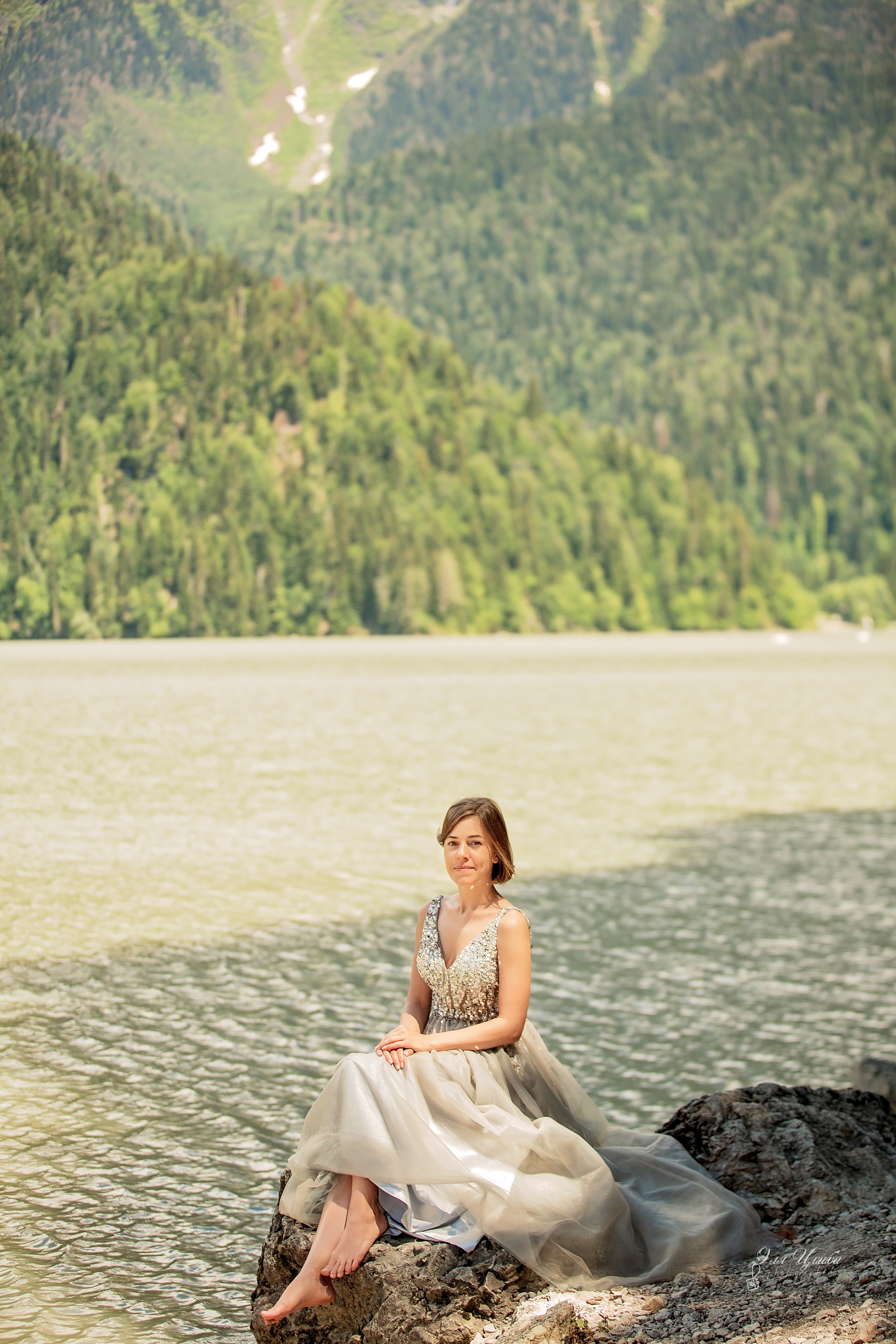 Свадебная фотоистория. Свадебный и семейный фотограф в Абхазии Эля Цишба