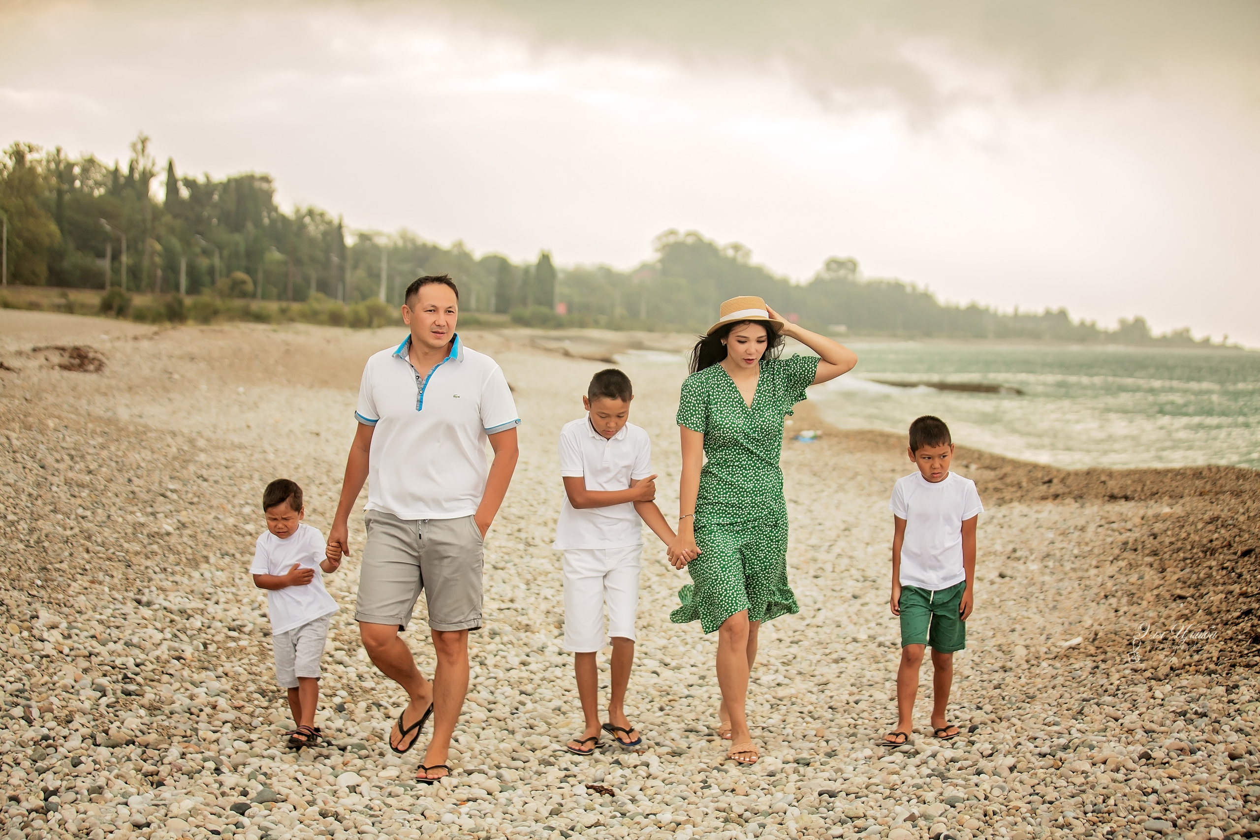 Отдых в Гудауте. Свадебный и семейный фотограф в Абхазии Эля Цишба