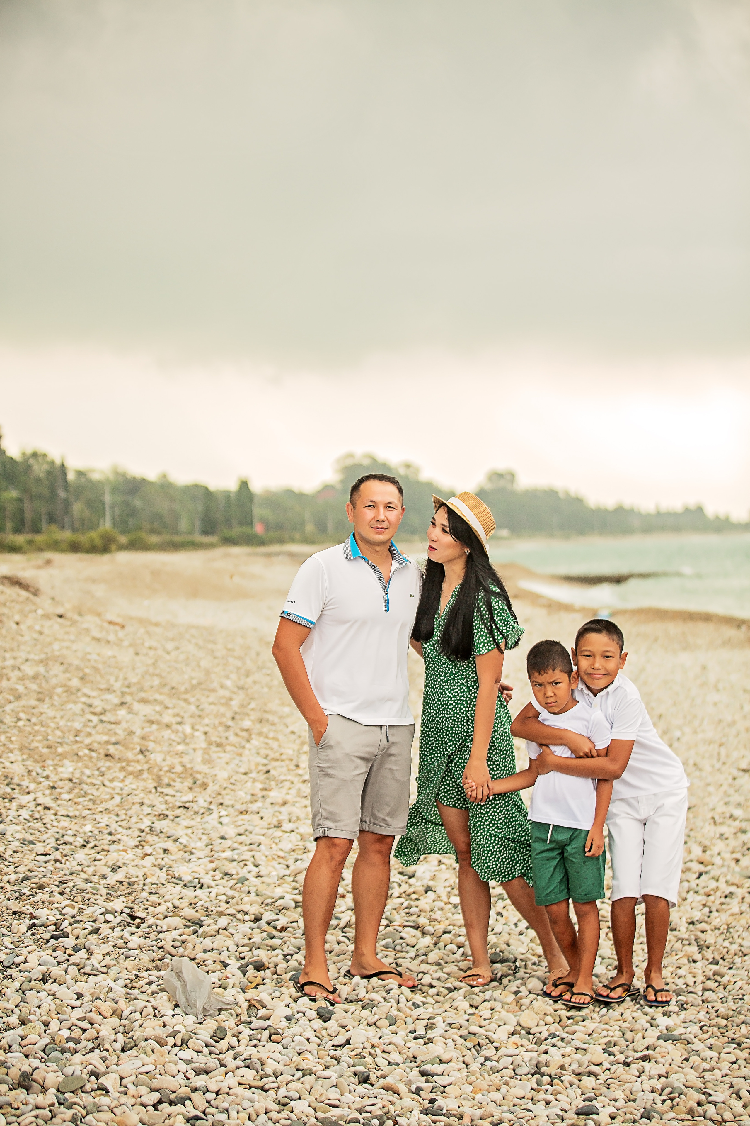 Отдых в Гудауте. Свадебный и семейный фотограф в Абхазии Эля Цишба