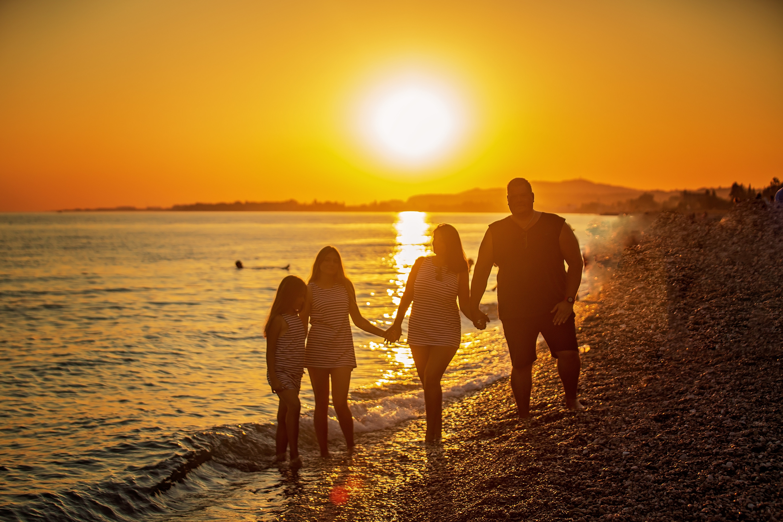 Семья на белых скалах. Свадебный и семейный фотограф в Абхазии Эля Цишба