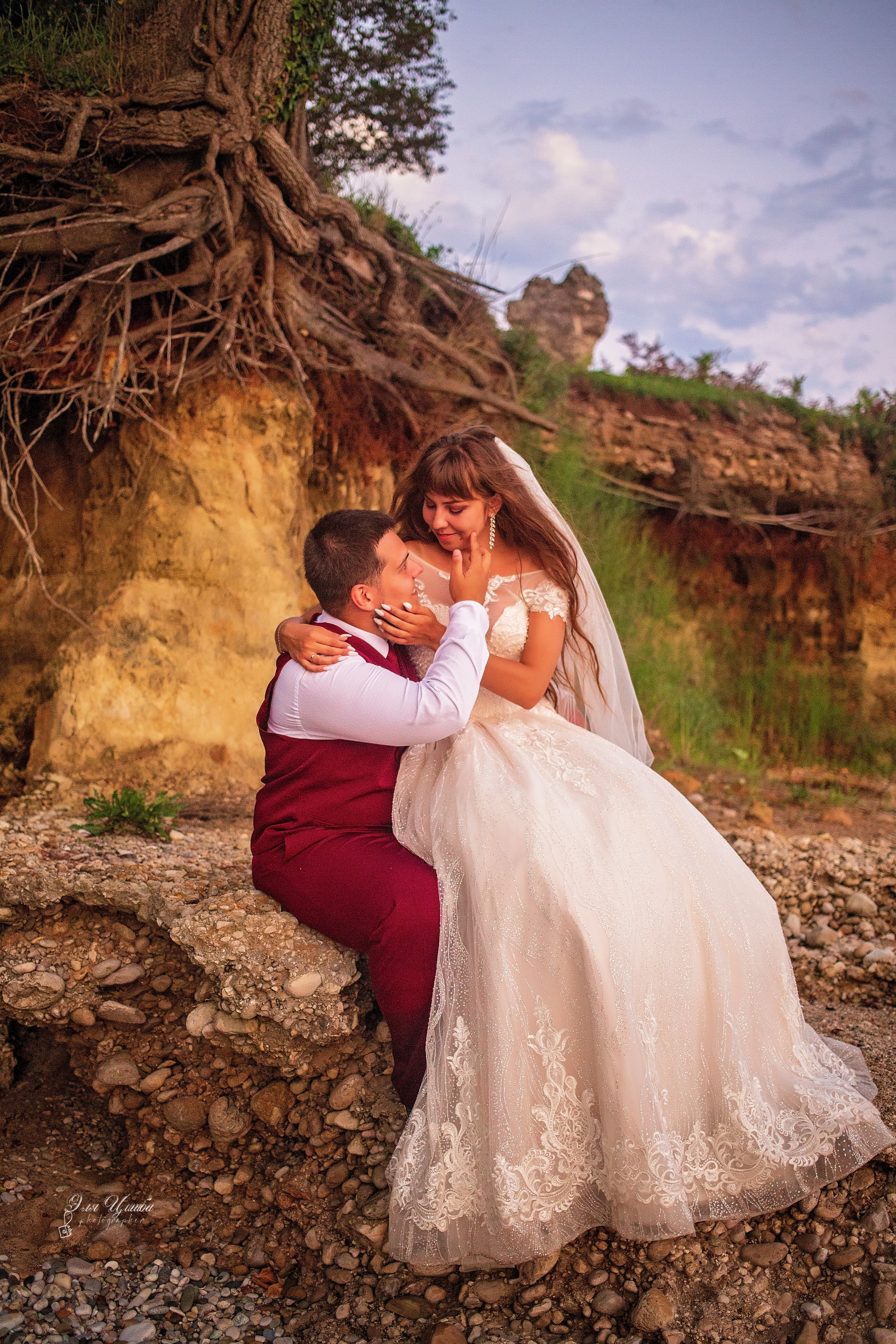 Свадебная фотоистория. Свадебный и семейный фотограф в Абхазии Эля Цишба