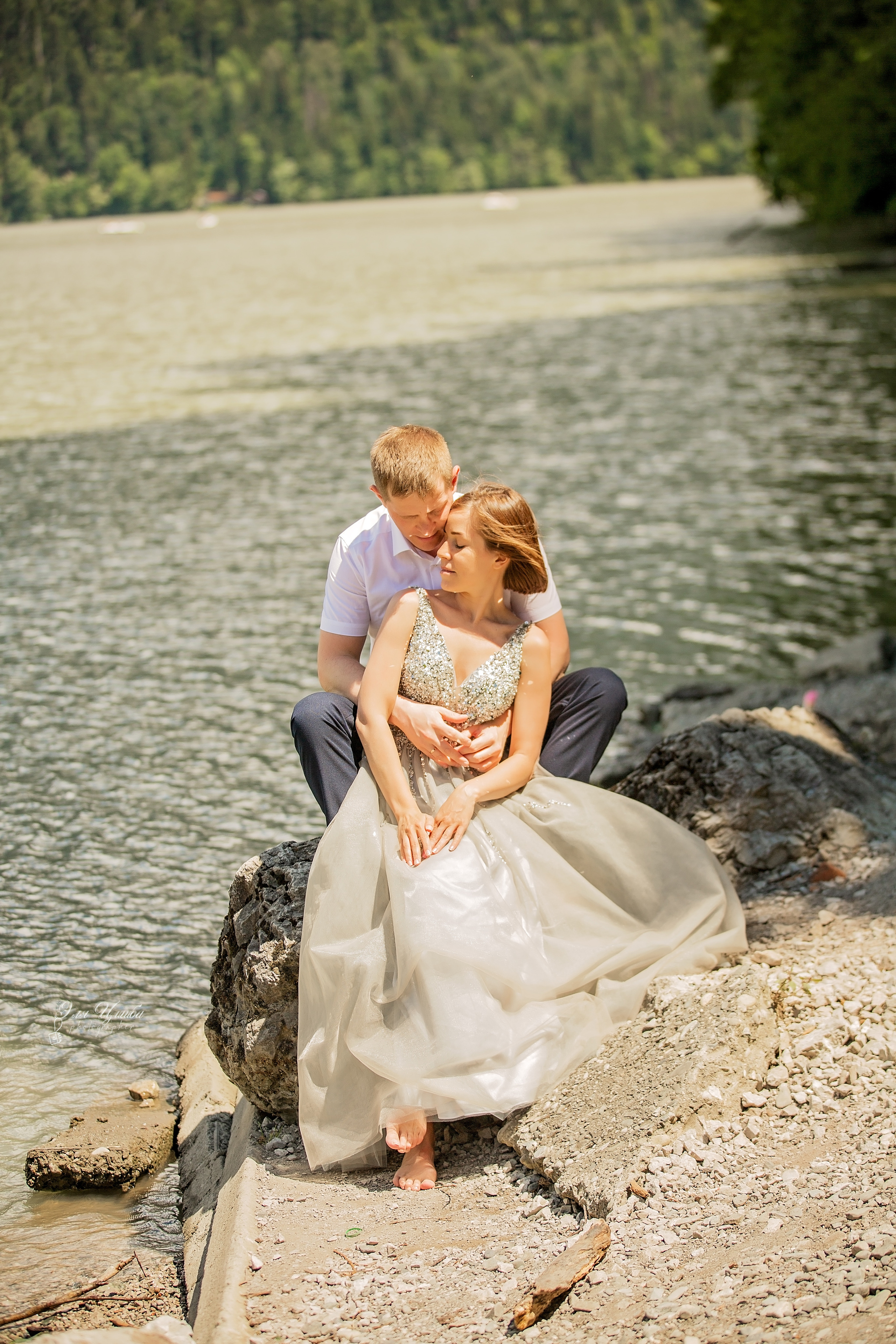 Свадебная фотоистория. Свадебный и семейный фотограф в Абхазии Эля Цишба