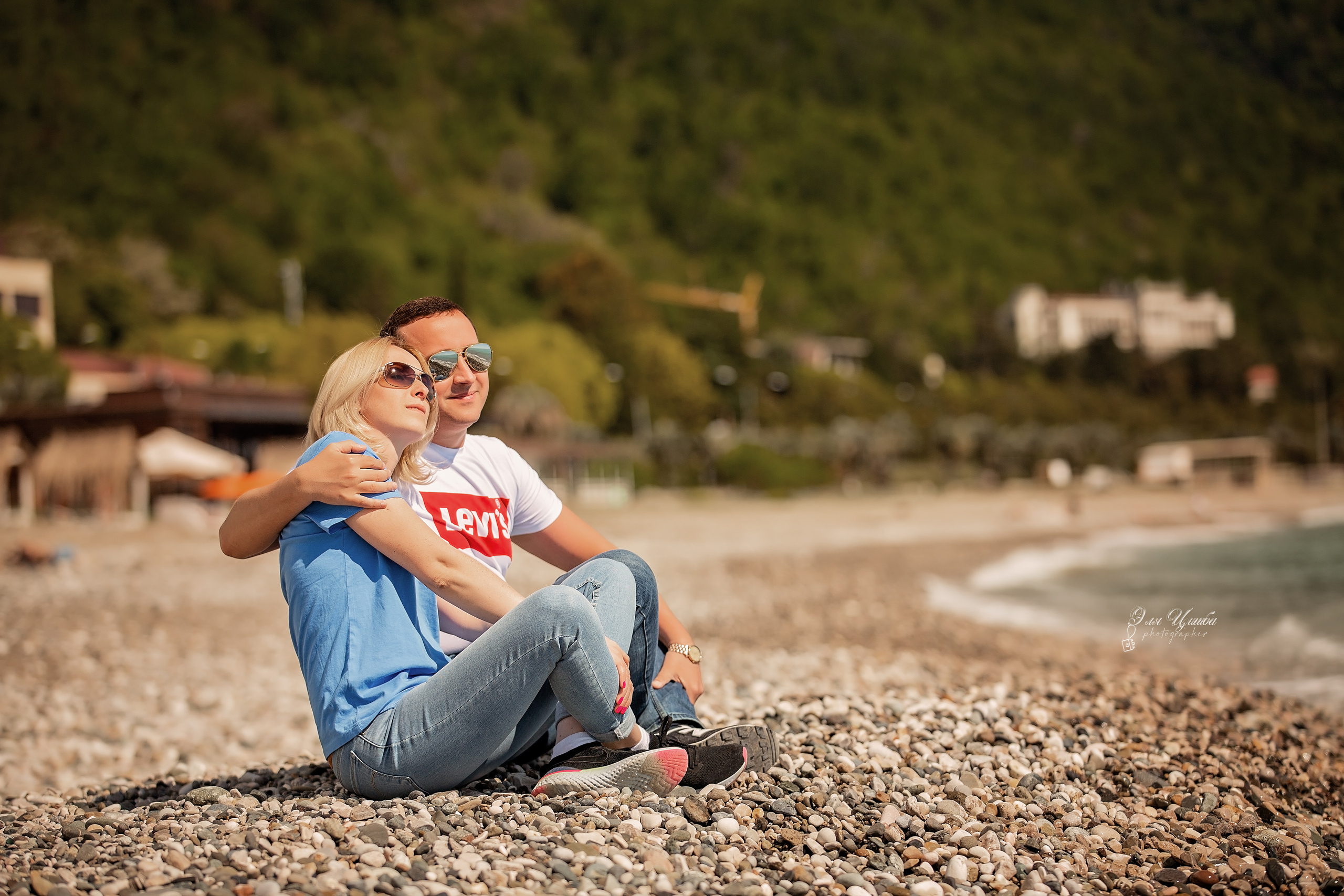 Иван с семьей в Гагре. Свадебный и семейный фотограф в Абхазии Эля Цишба