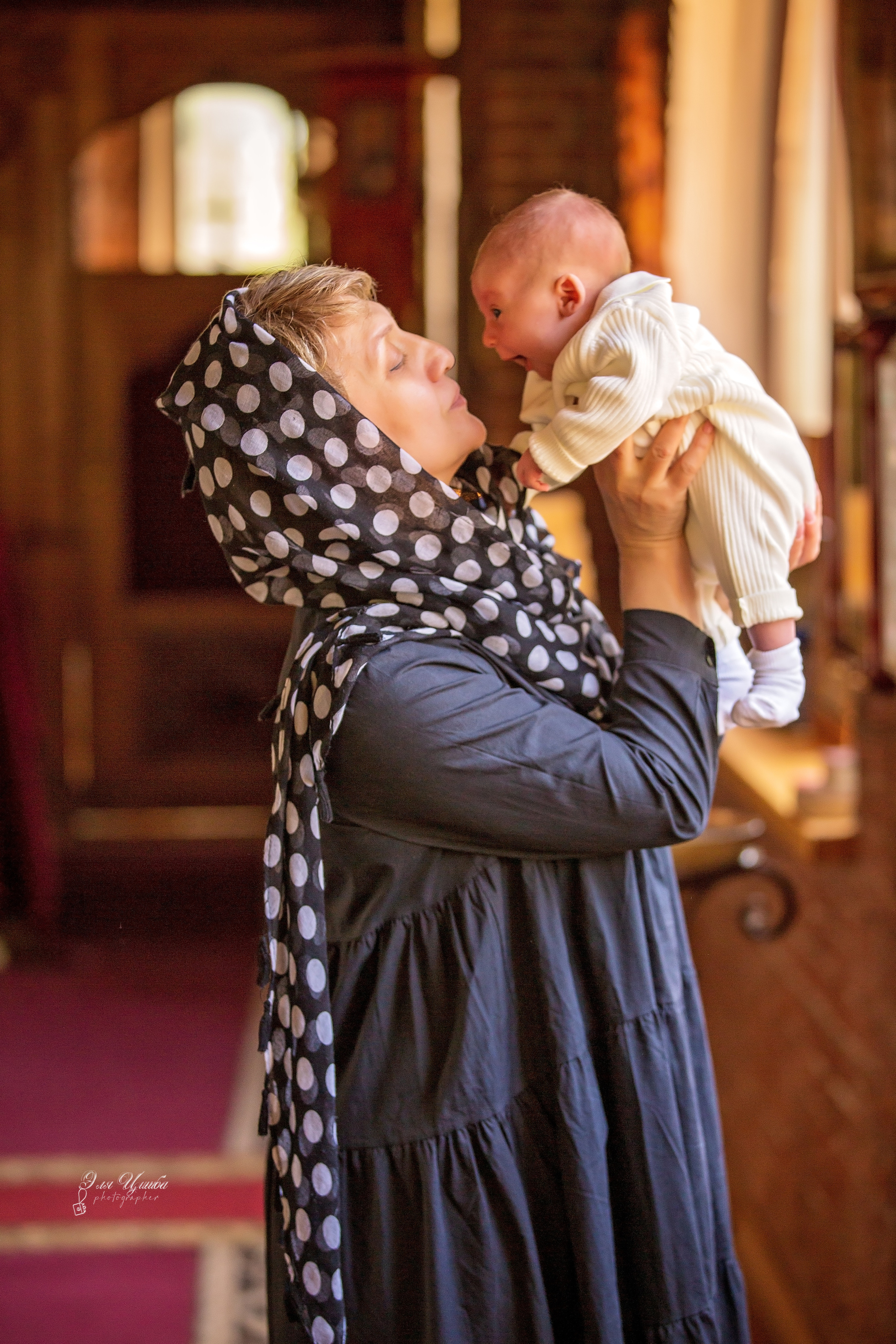 Таинство крещения. Свадебный и семейный фотограф в Абхазии Эля Цишба