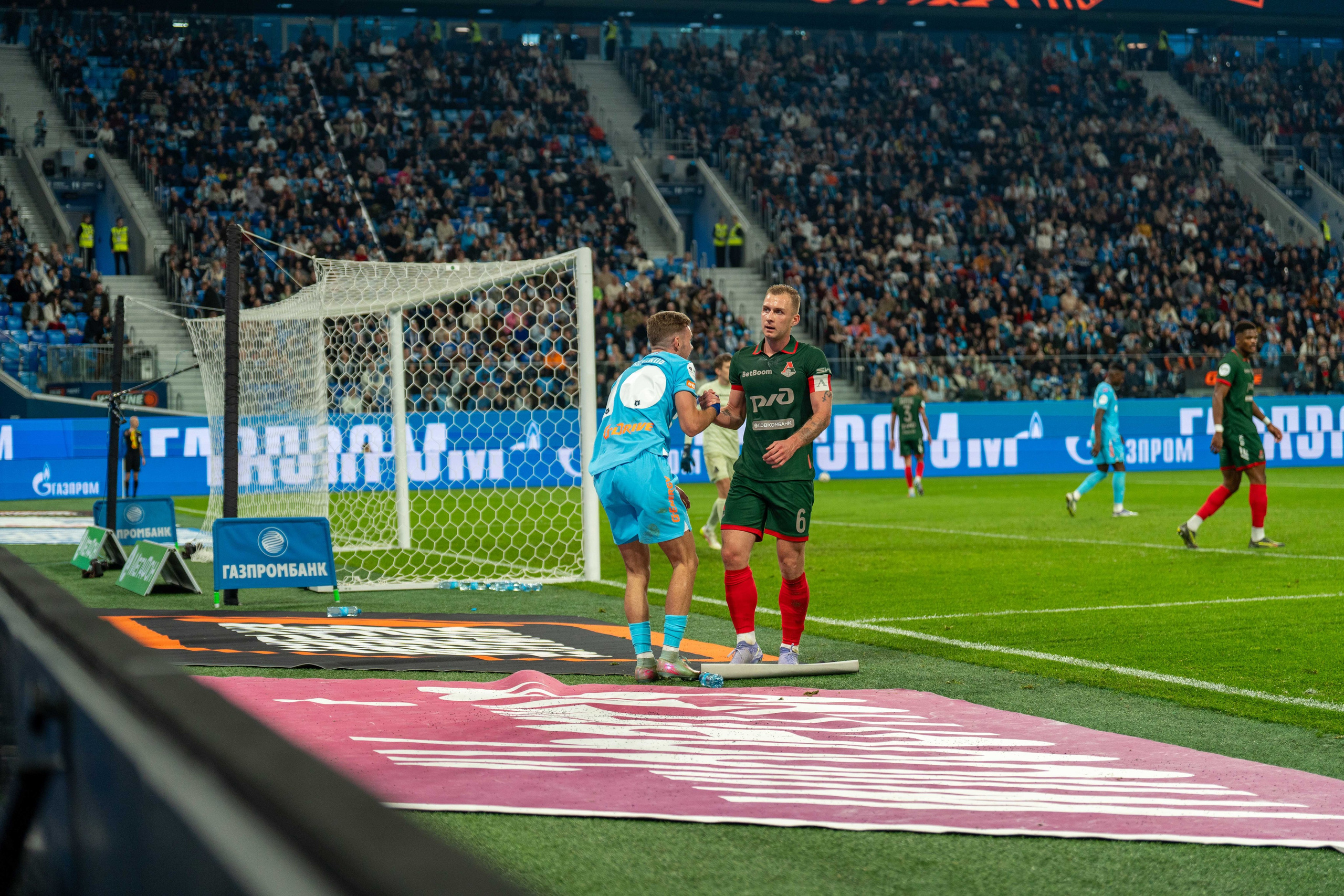 Зенит — Локомотив: фотогалерея 14-го тура РПЛ на Газпром Арене | Антон Гауф. Спортивный фотограф в Санкт-Петербурге | Антон Гауф