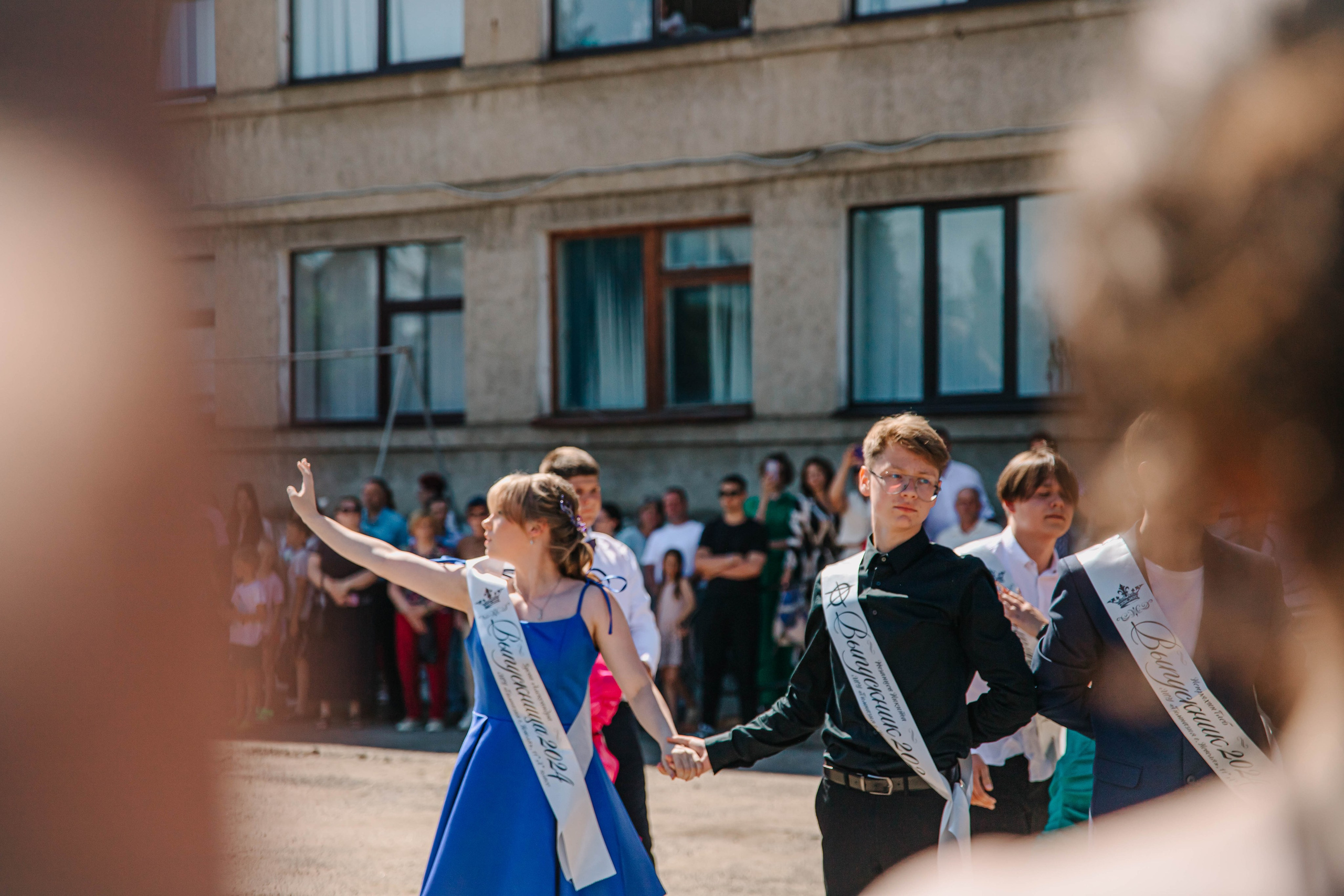 Выпускной 11 классов 2024 Невель. Фотограф Дарья Маташкова