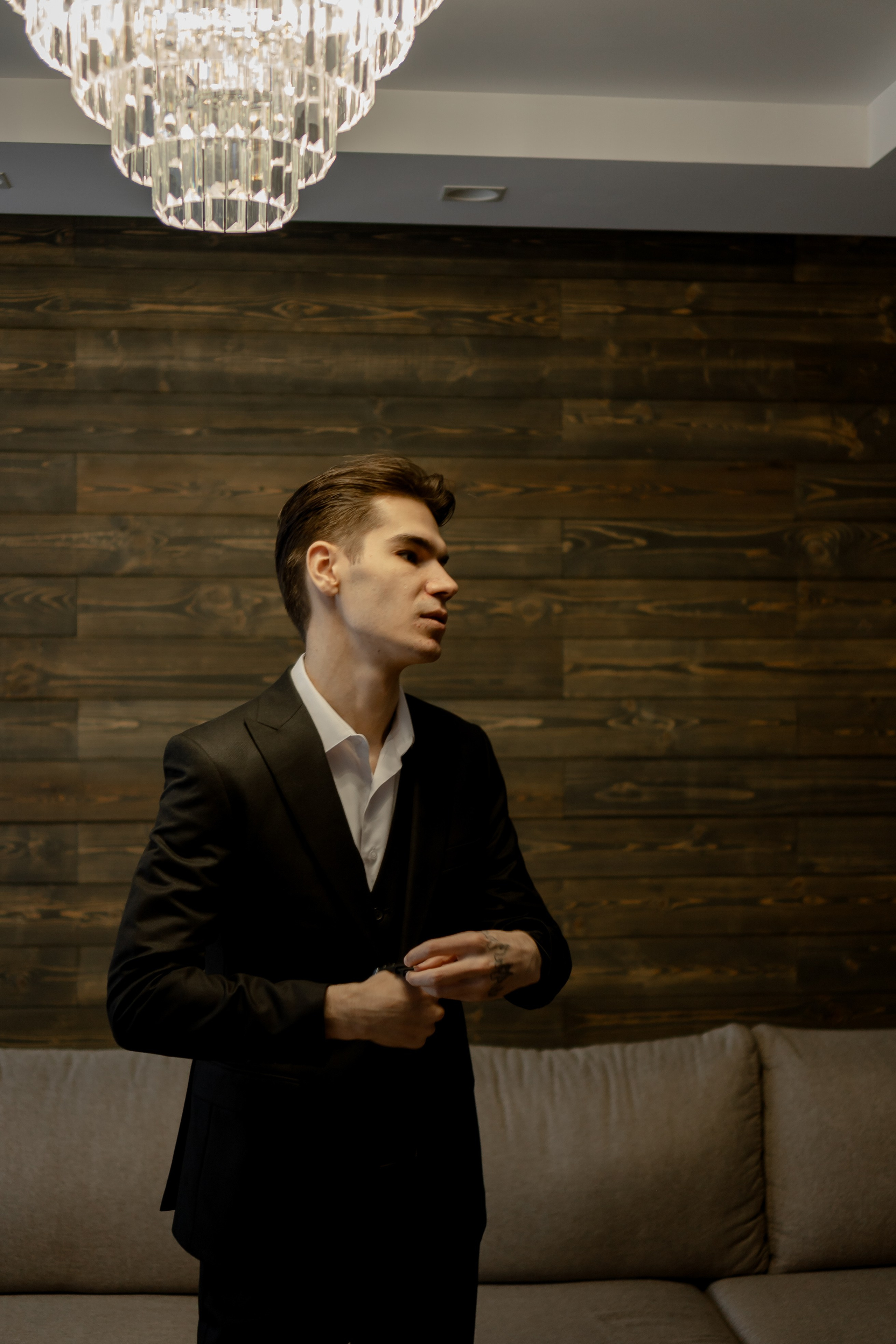 СВАДЕБНАЯ СЬЕМКА СБОРОВ В ОТЕЛЕ И ВЫЕЗД НА ЦЕРЕМОНИЮ (СНЯТО В СИБИРЕ В НИЖНЕВАРТОВСКЕ). Профессиональный фотограф, Санкт-Петербург — Виктория Богомолова