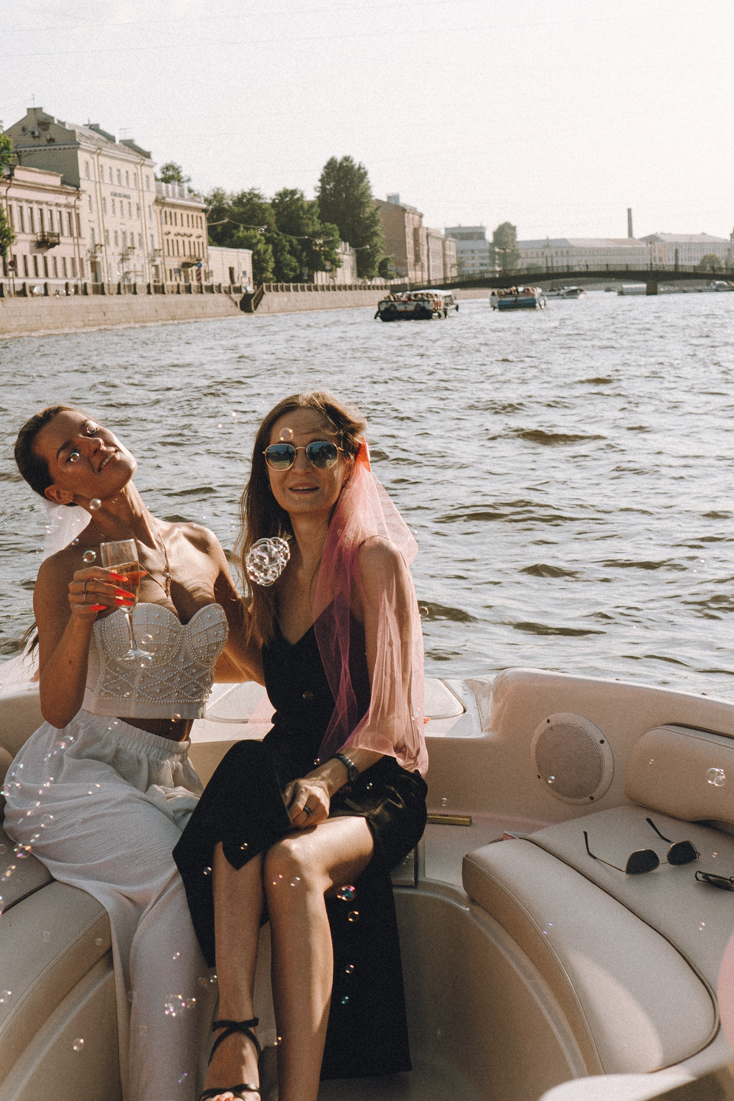 ДЕВИЧНИК НА КАТЕРЕ. Профессиональный фотограф, Санкт-Петербург — Виктория Богомолова