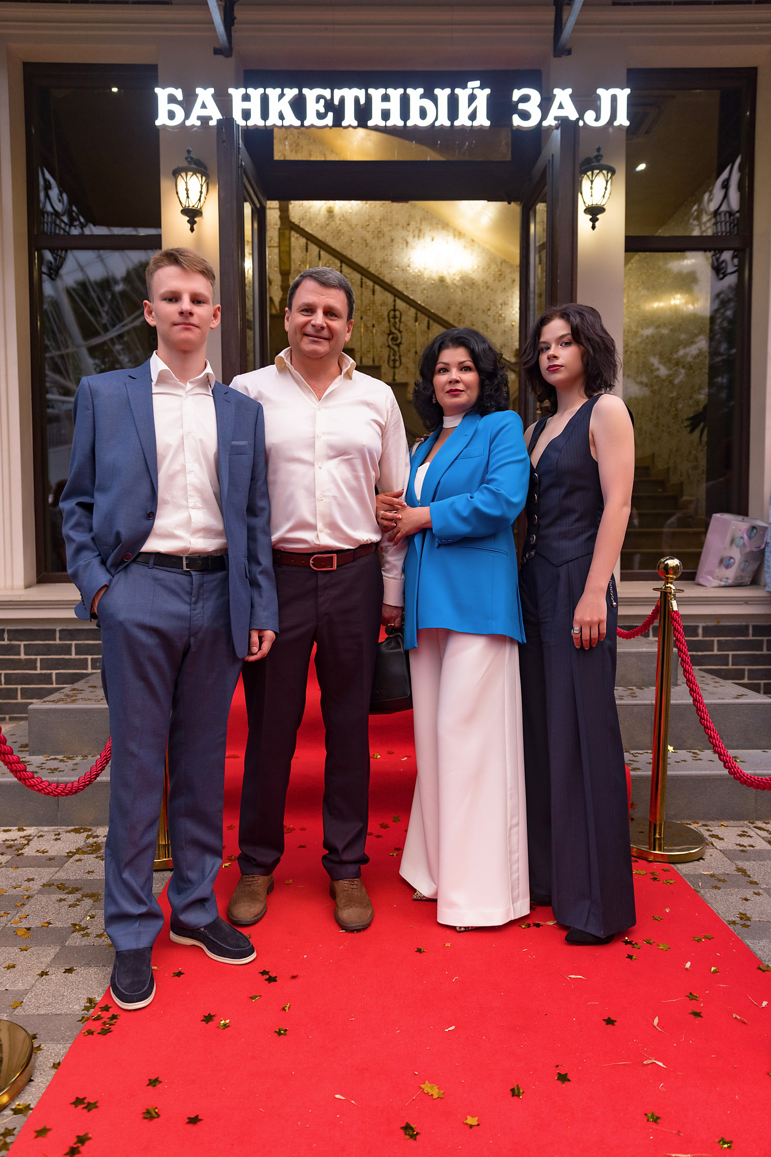 11 класс 48 лицей. Фотограф и Видеограф в Краснодаре Юлия Солодченко