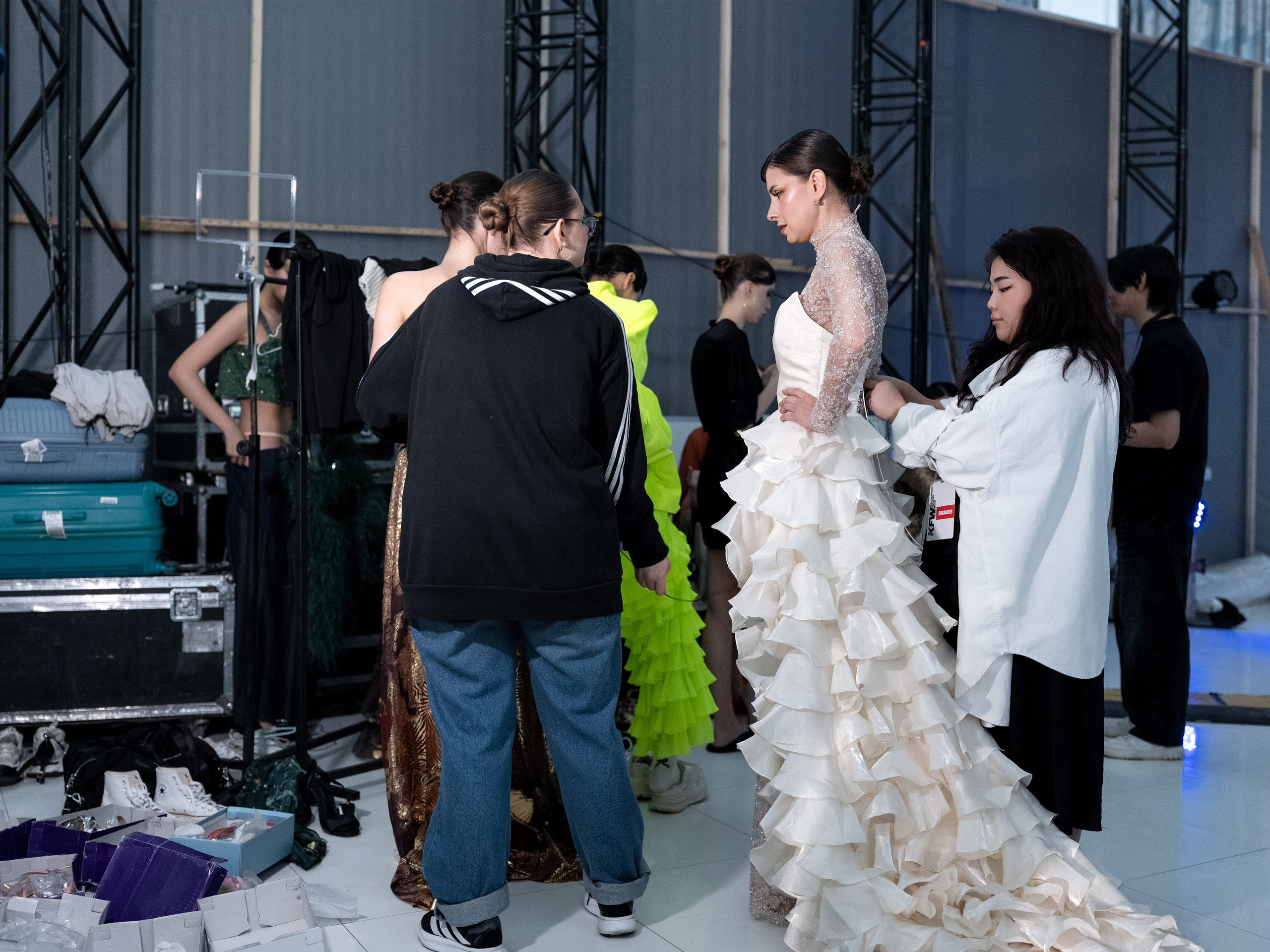 Backstage Day 2. Сайт Алматинского НЮ АРТ, будуар и фэшн фотографа Дениса Карпенко