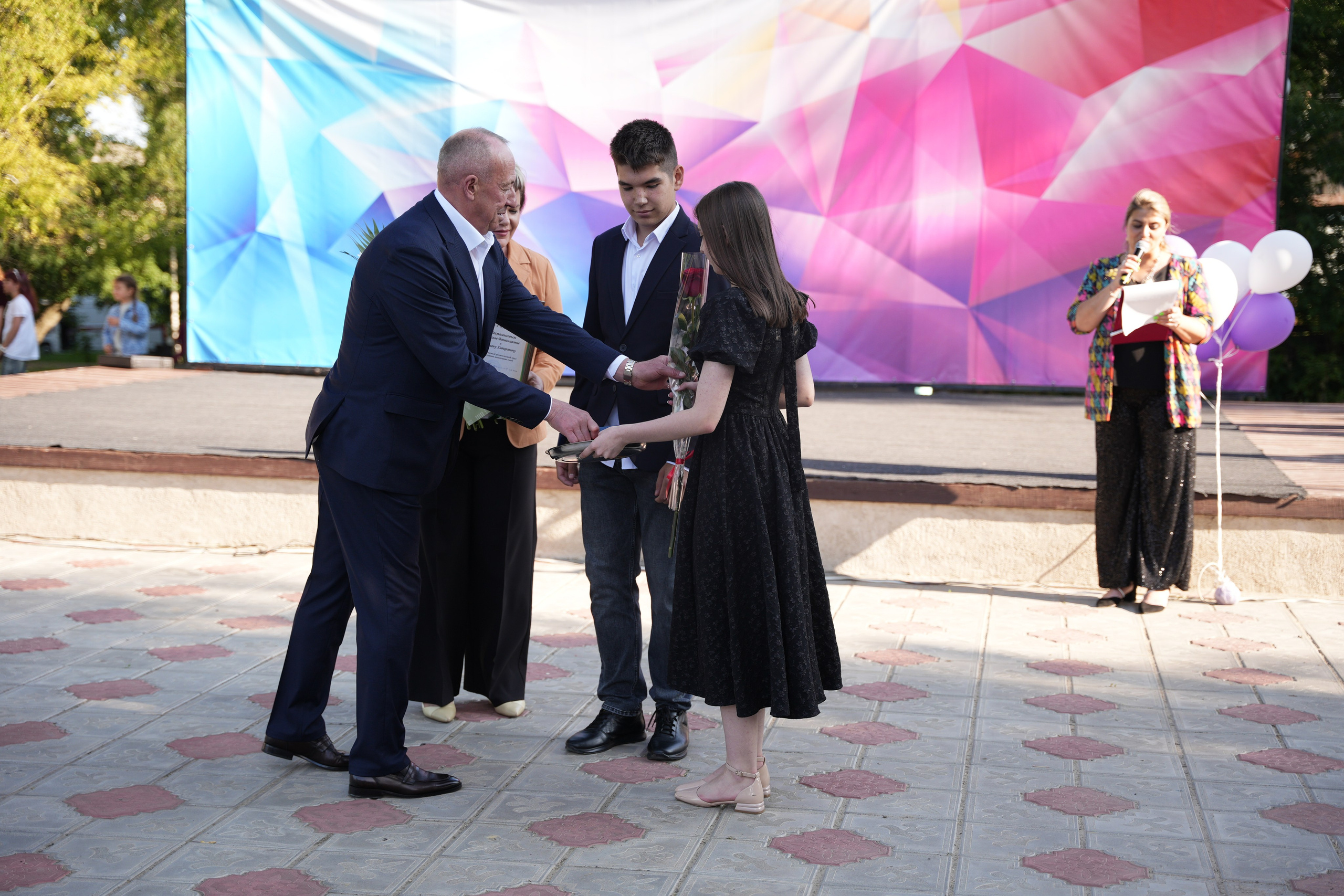 Выпускной в парке. Ольга Плаксина фотограф в Саратове