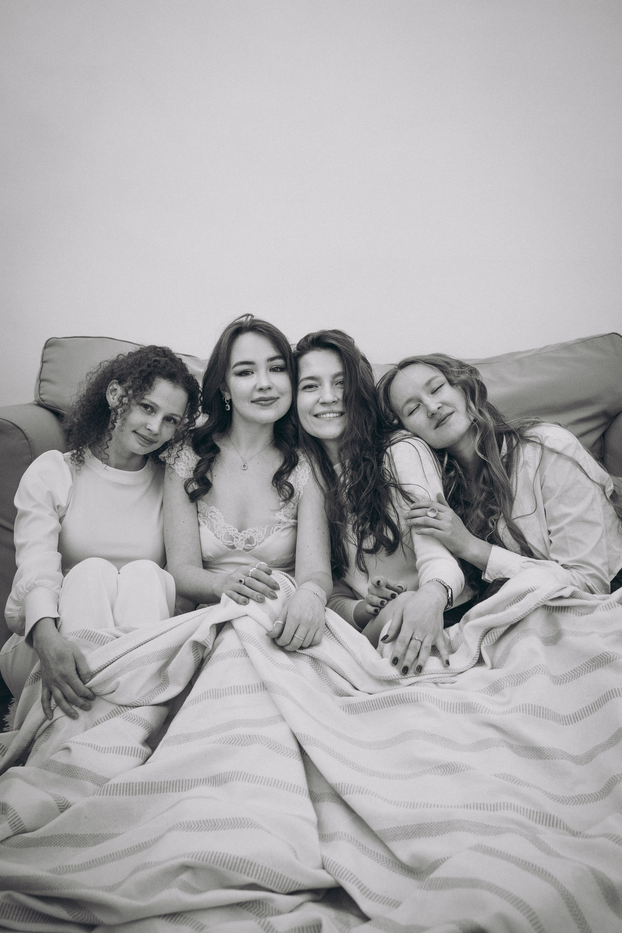 Подружки. Главная