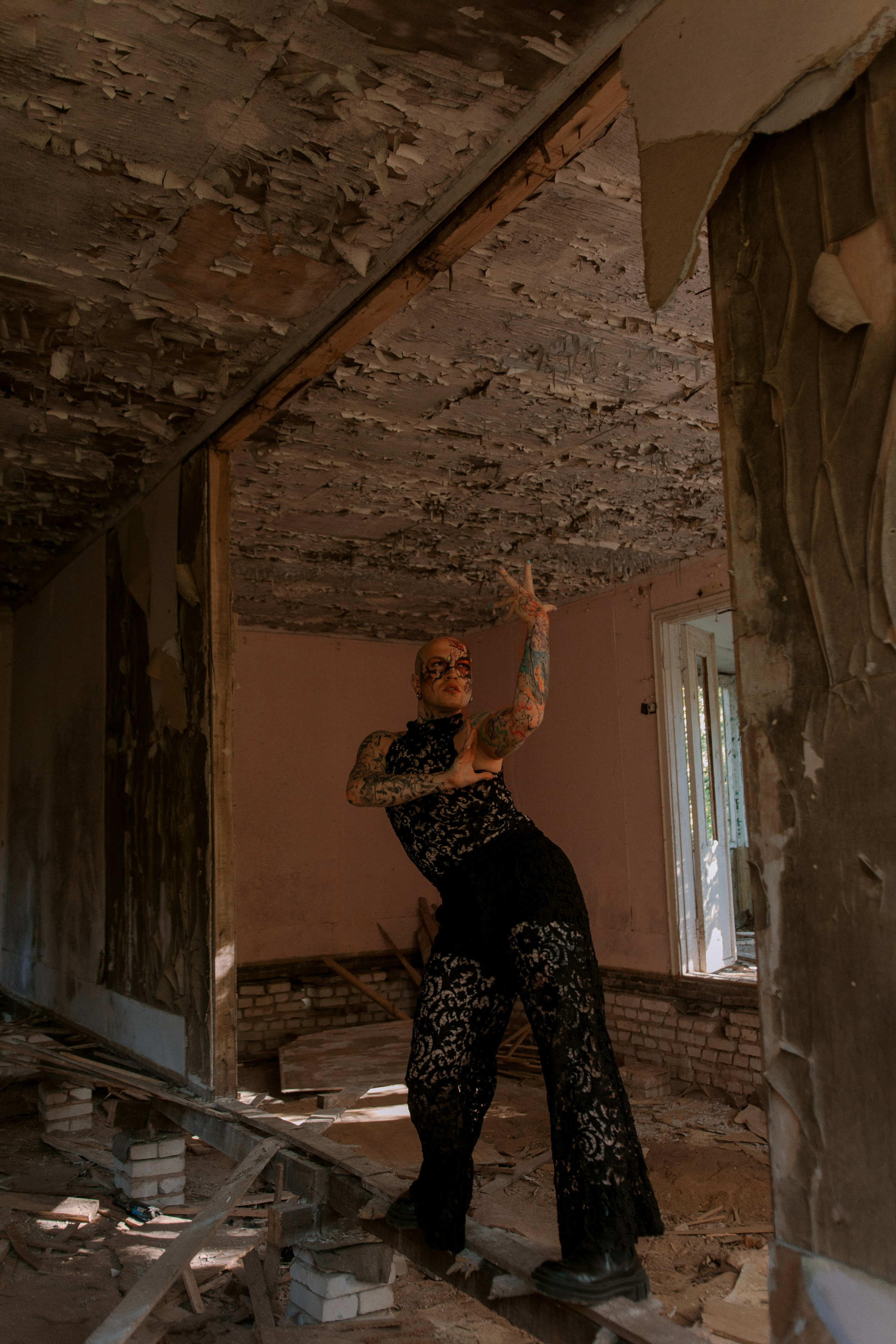 Не место красит человека, а…