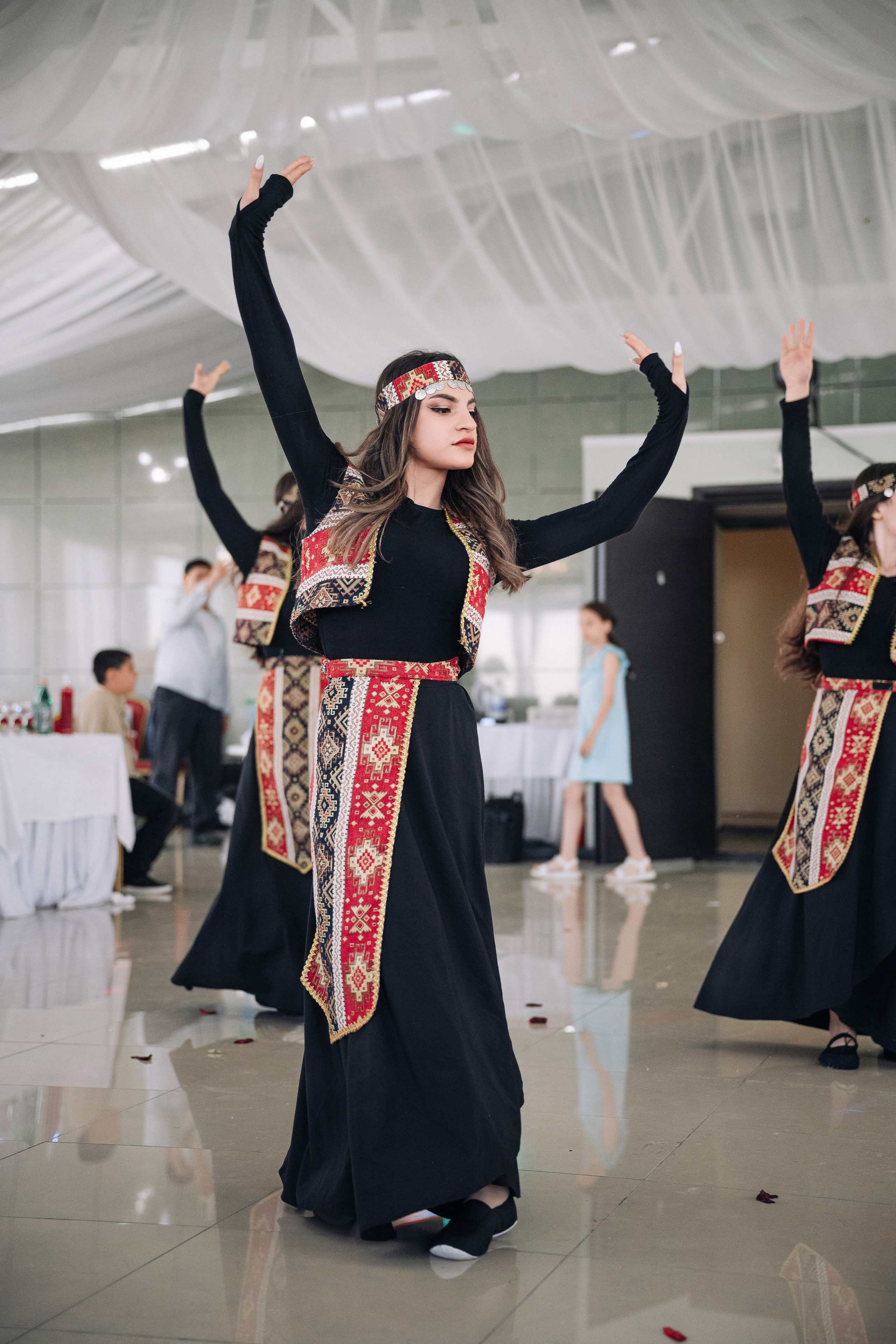 Айкануш+Вараздат. Фотограф Анатолий Шестаков