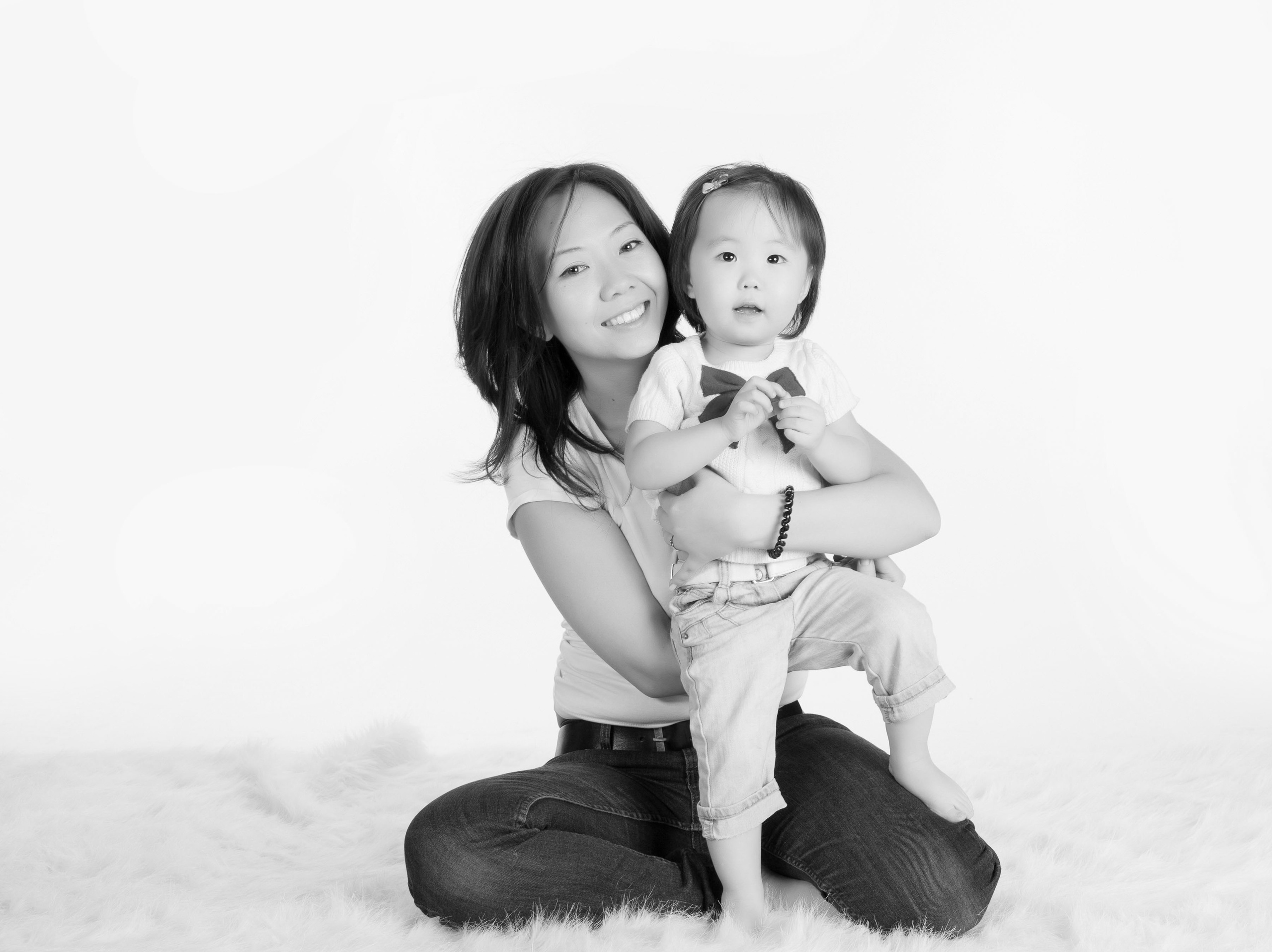 Фотосессия семейная. Фотостудия Алматы. Семейная и детская фотостудия Family studio.Фотограф Алматы