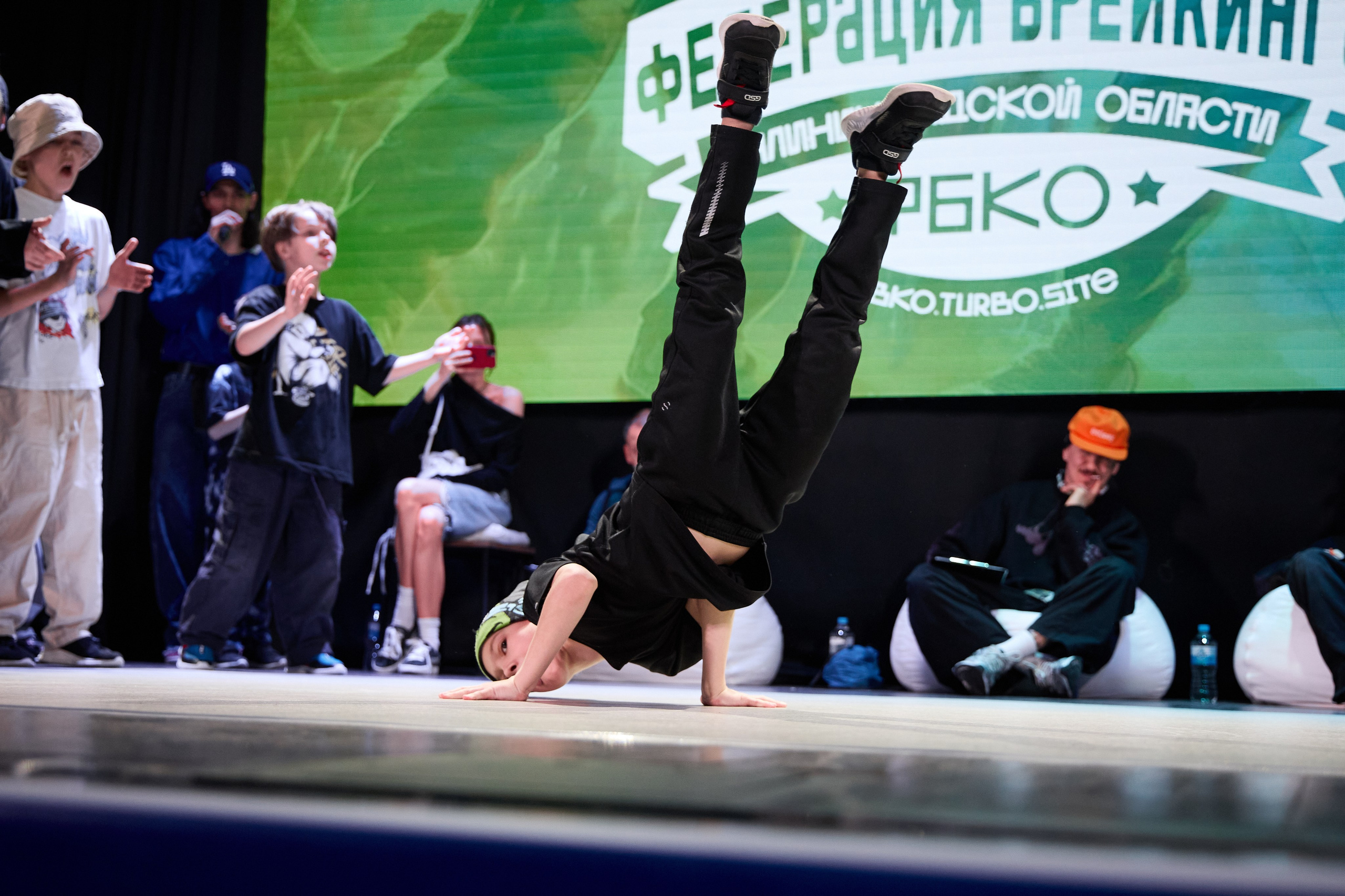 Соревнования по брейкдансу. Фотограф в Южно-Сахалинске Вадим Бороненков