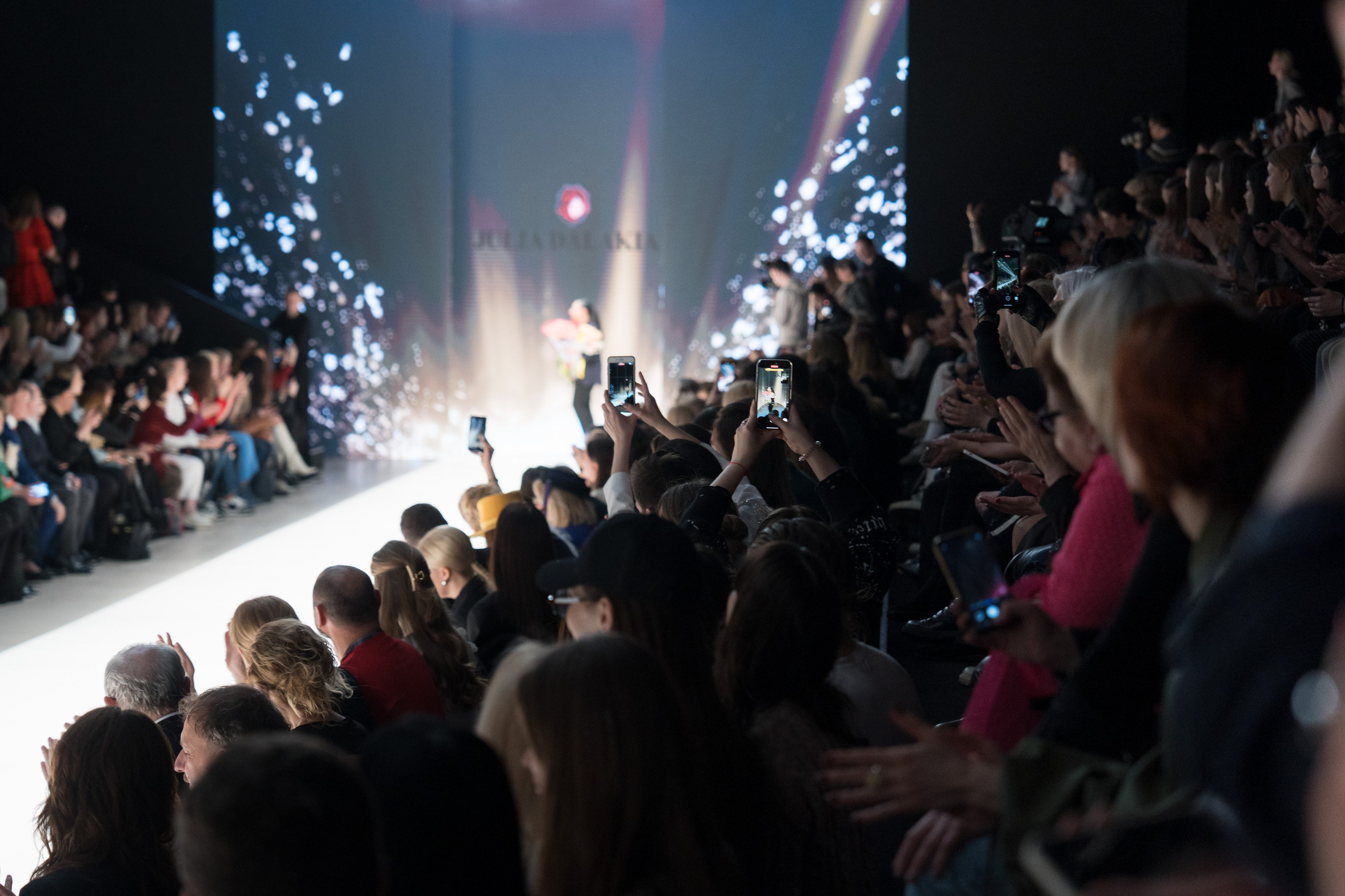 Moscow Fashion Week 2024 весна. Фотограф Николай Прокофьев модельные тесты в Москве