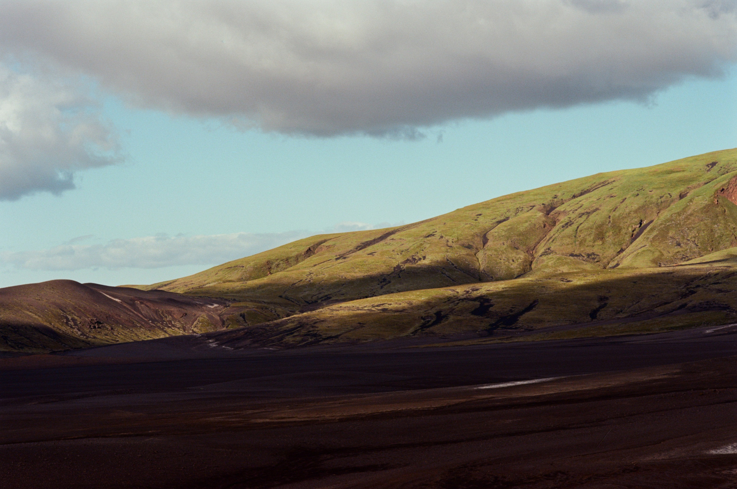 Visitor // iceland, f225 III. EVER EXPOSED