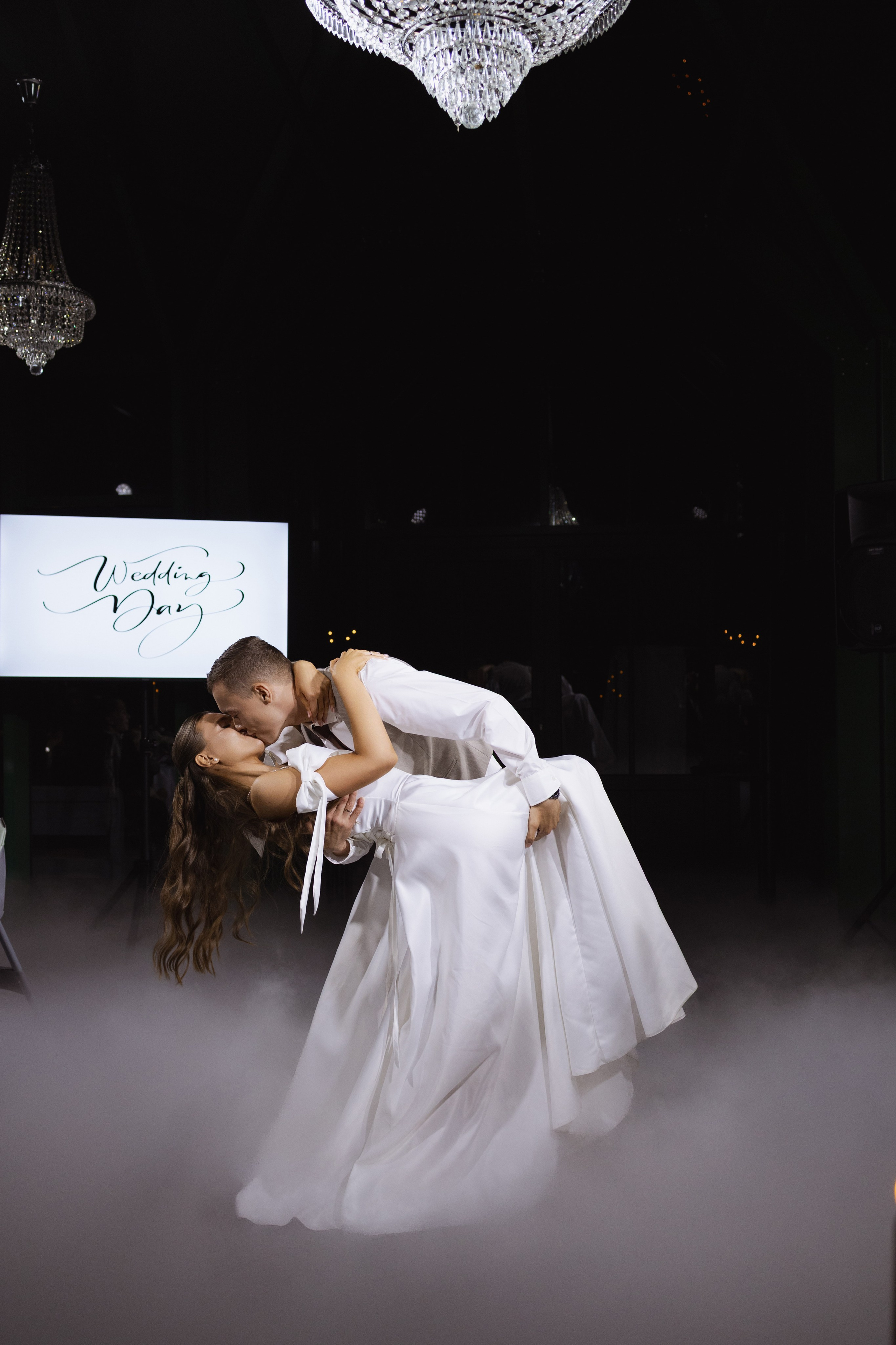 «как же тебя я люблю, сквозь ветер и дым сигарет!». Свадебный и портретный фотограф в Москве Анастасия Тихомирова