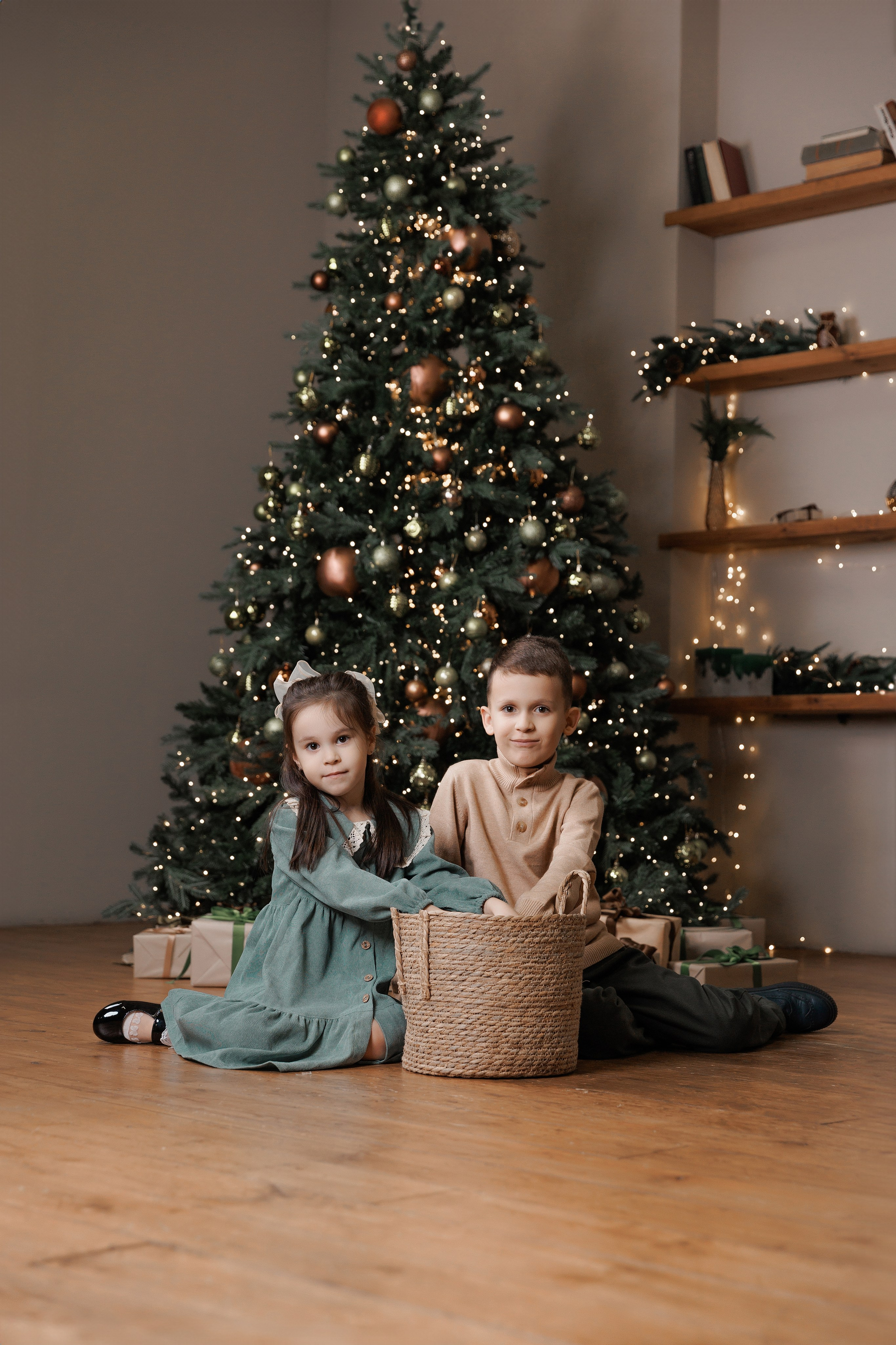 Татьяна с семьей. Фотограф женского портрета, беременности и материнства Харькова Елена