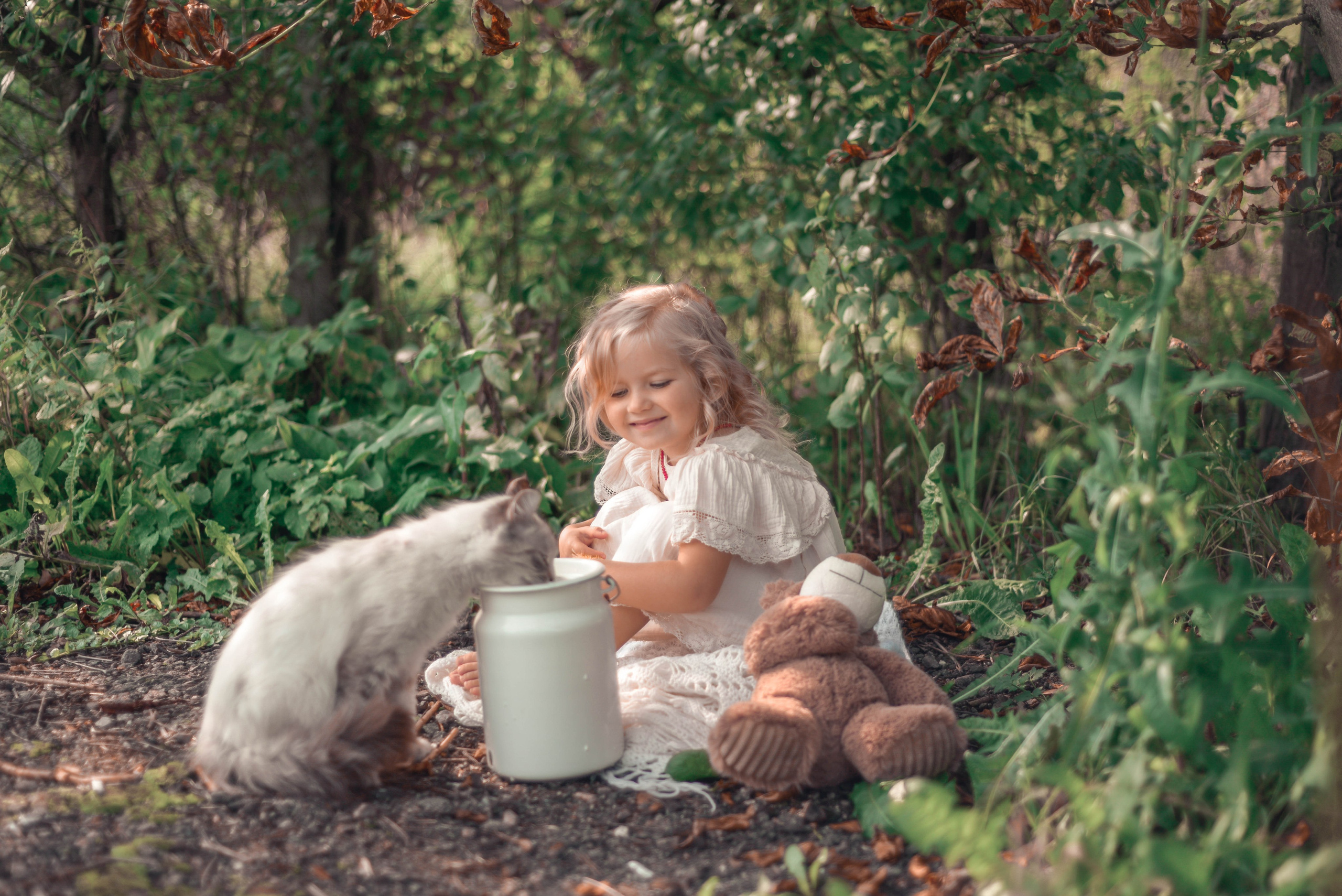 Вера с котёнком. Семейный и детский фотограф в Москве (Тинао) Галкина Алевтина