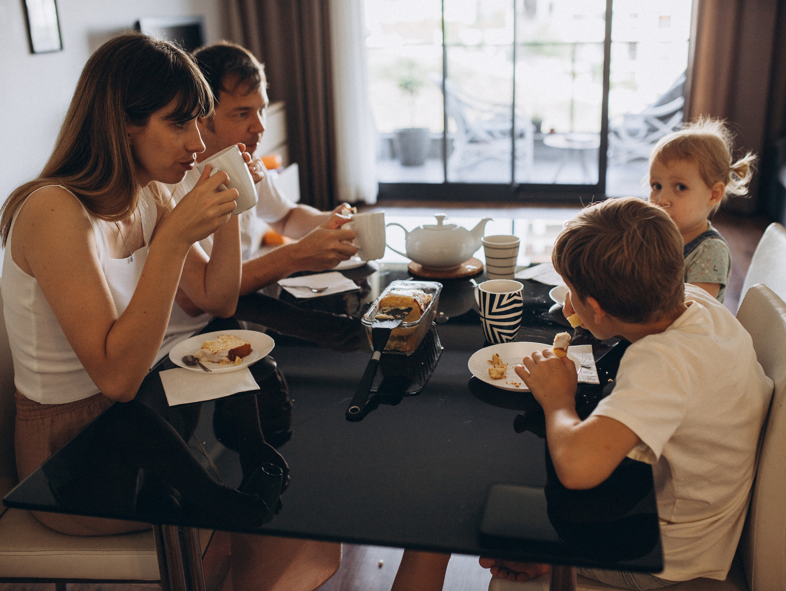 Дома у семьи Новиковых. Главная