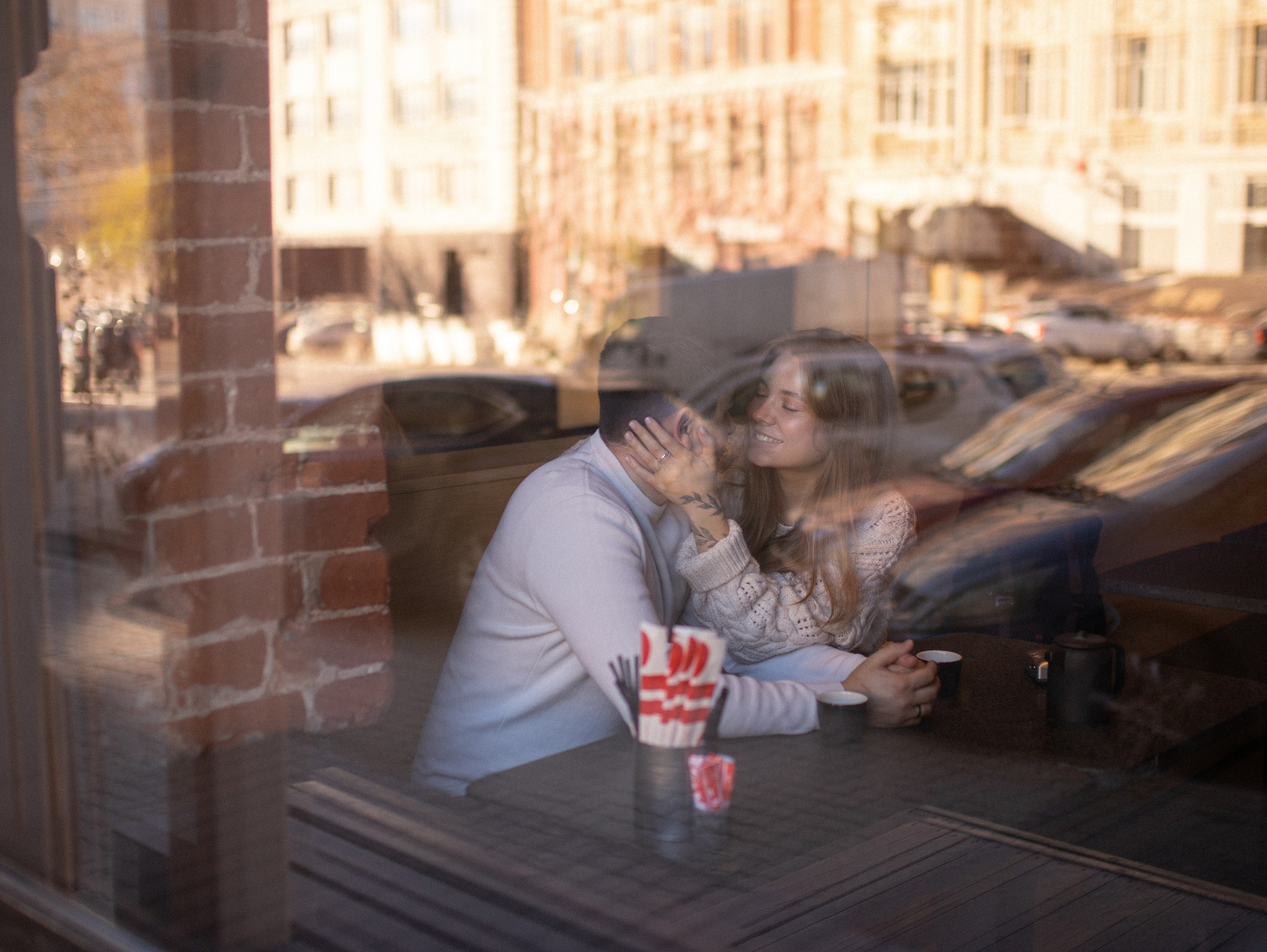Инна и Азат прогулка по городу. Главная