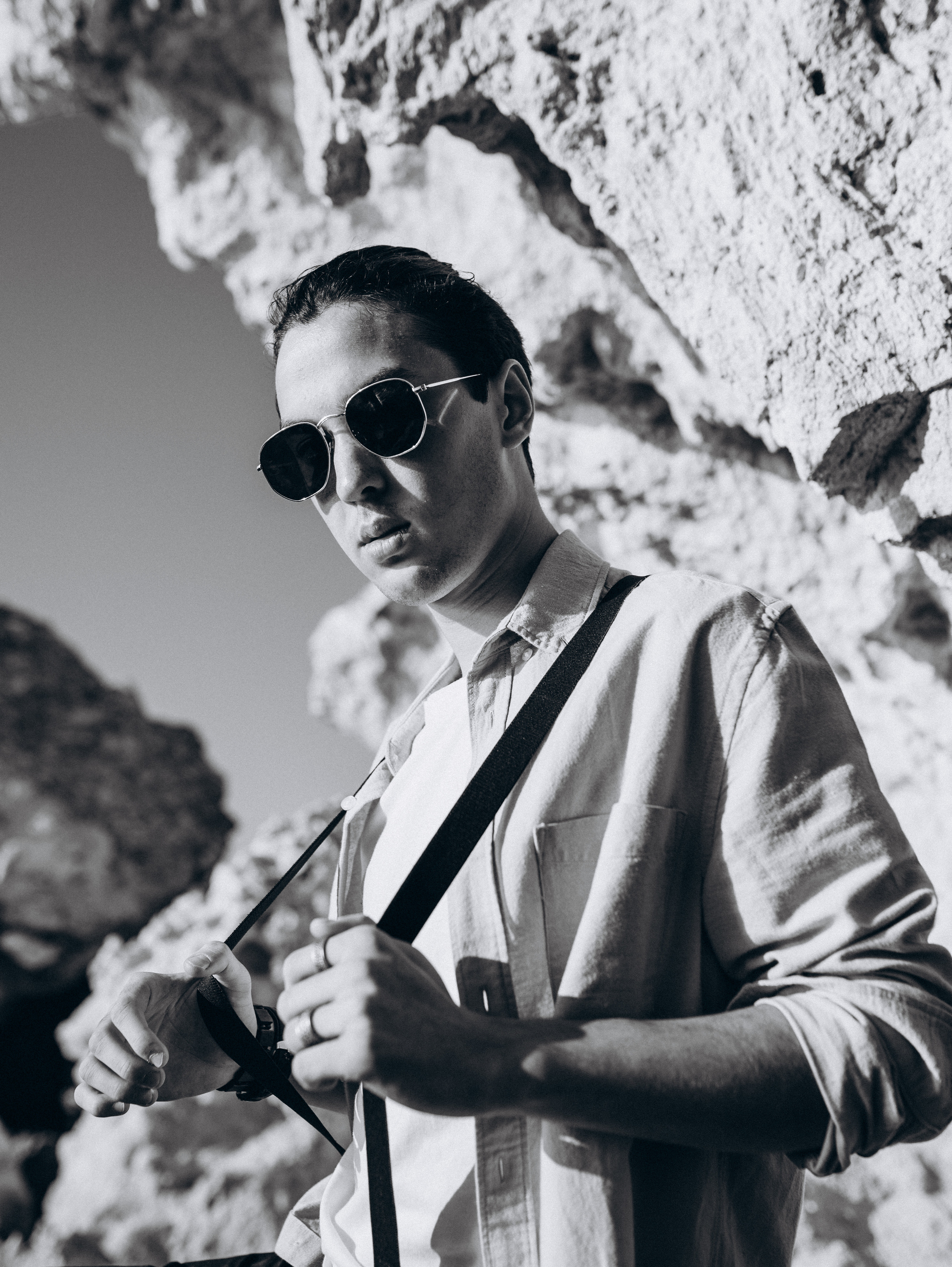 Фотосессия у камней эгейского моря для Ирандека. Главная