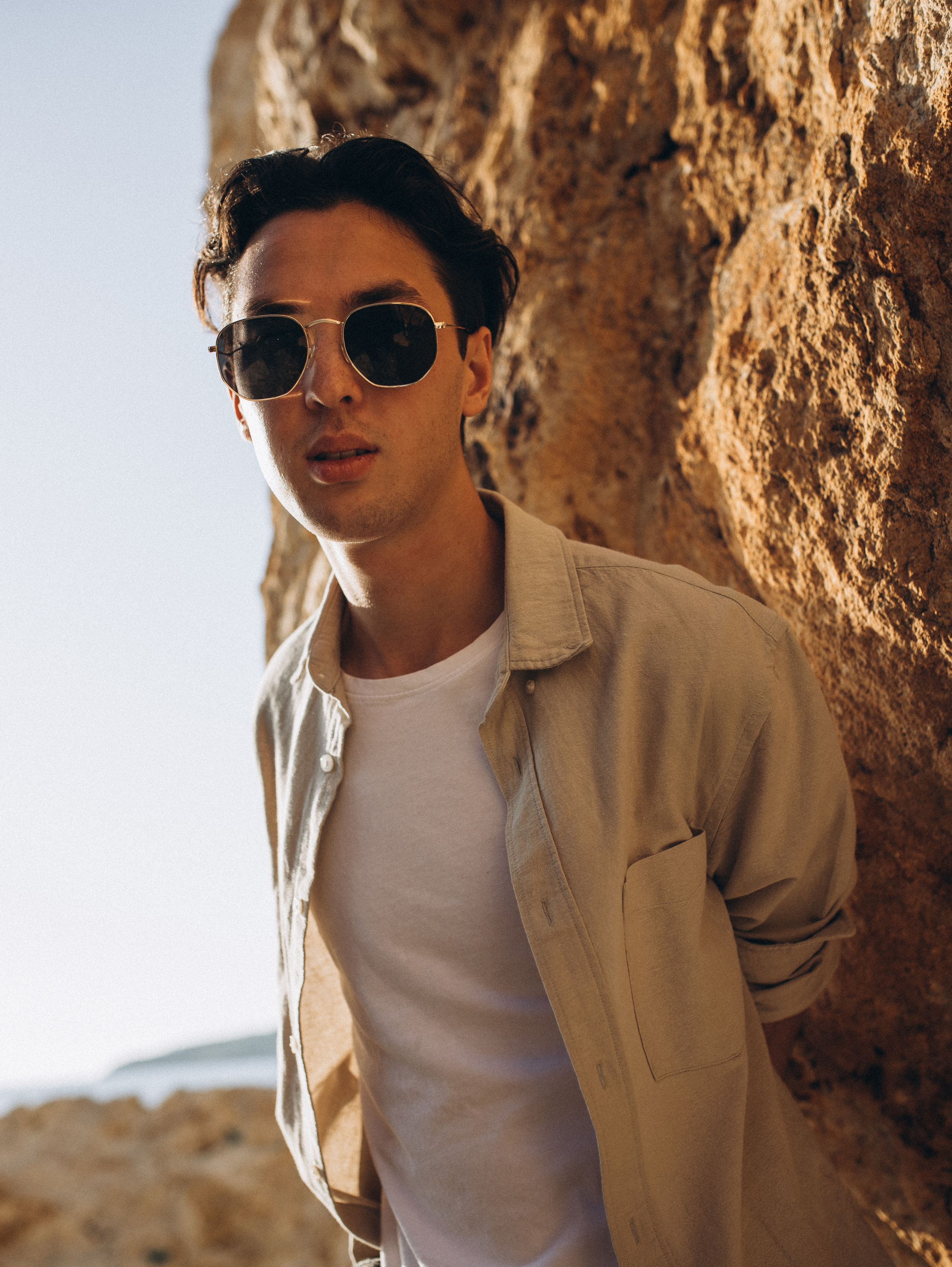 Фотосессия у камней эгейского моря для Ирандека. Главная