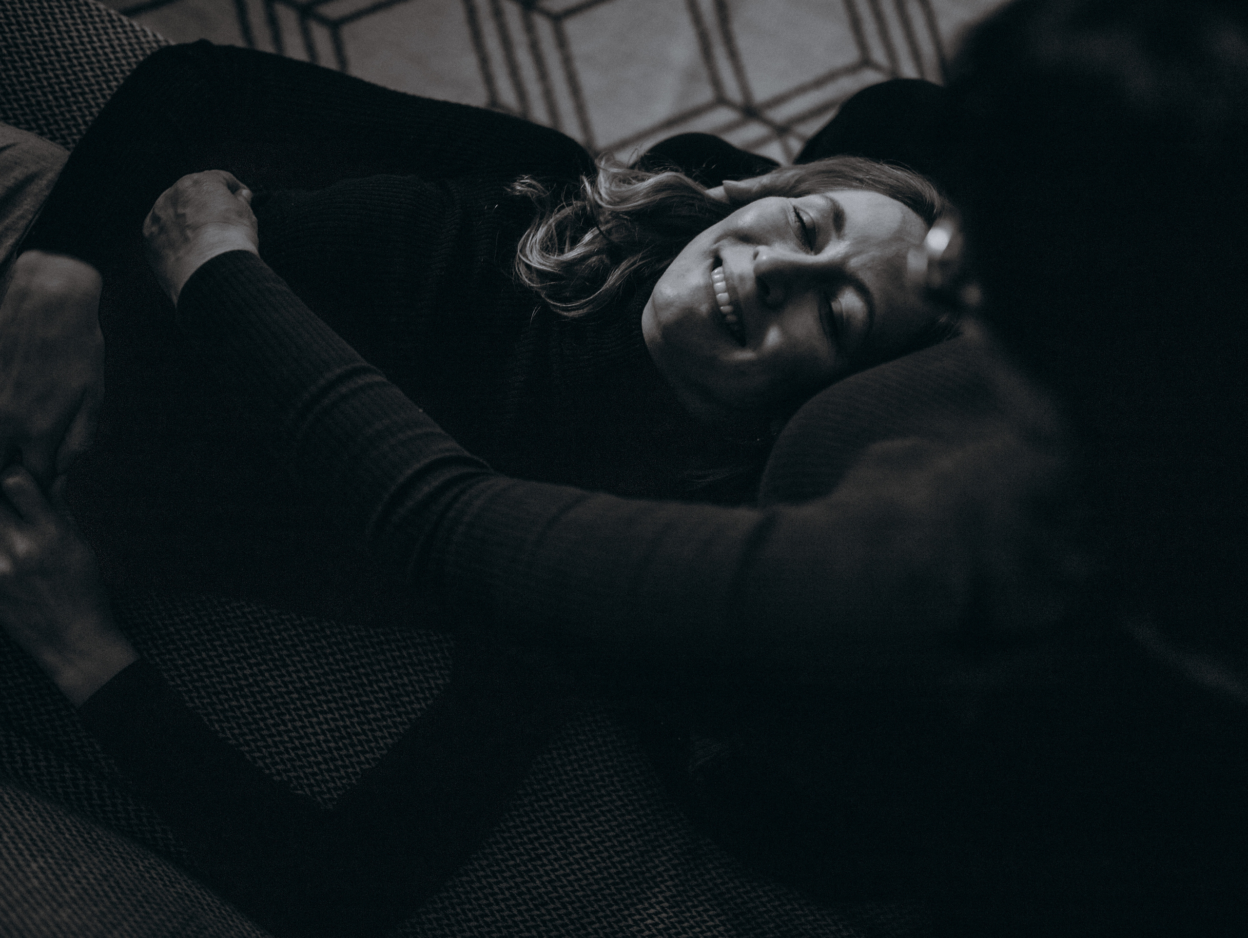 Юлия с мамой дома. Главная