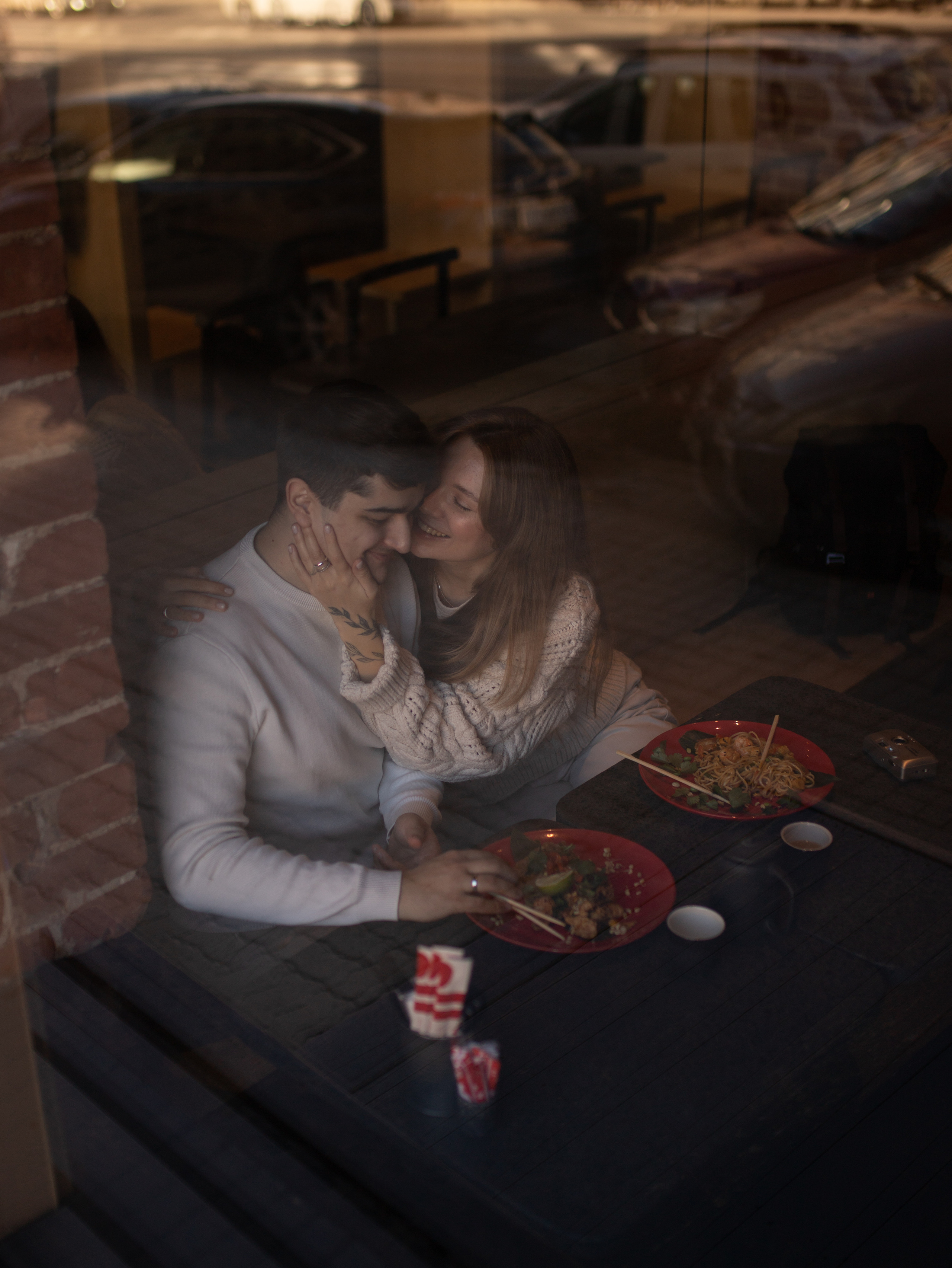 Инна и Азат прогулка по городу. Главная