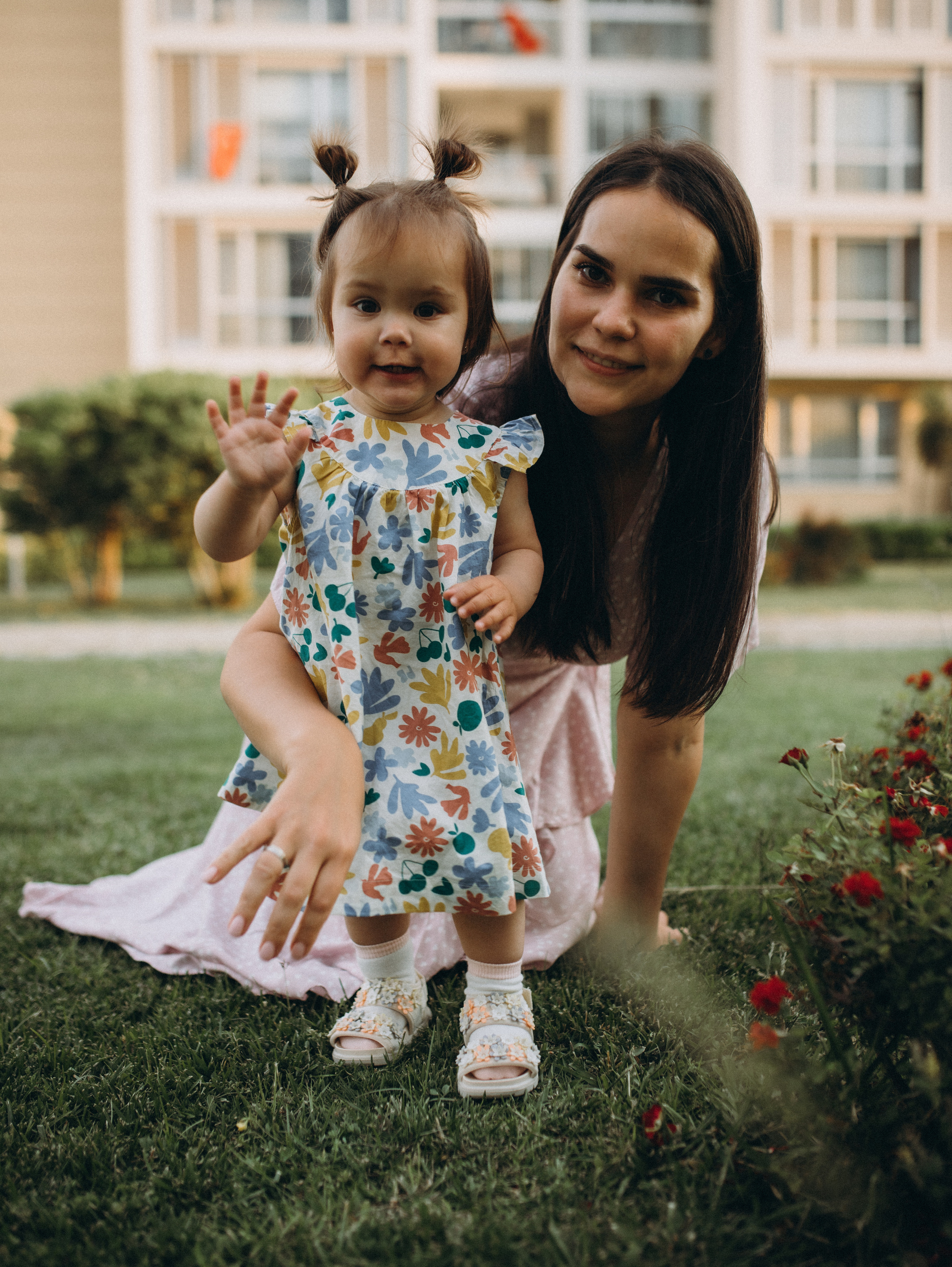 Прогулка у дома Ксении, Антона и Каролины. Главная