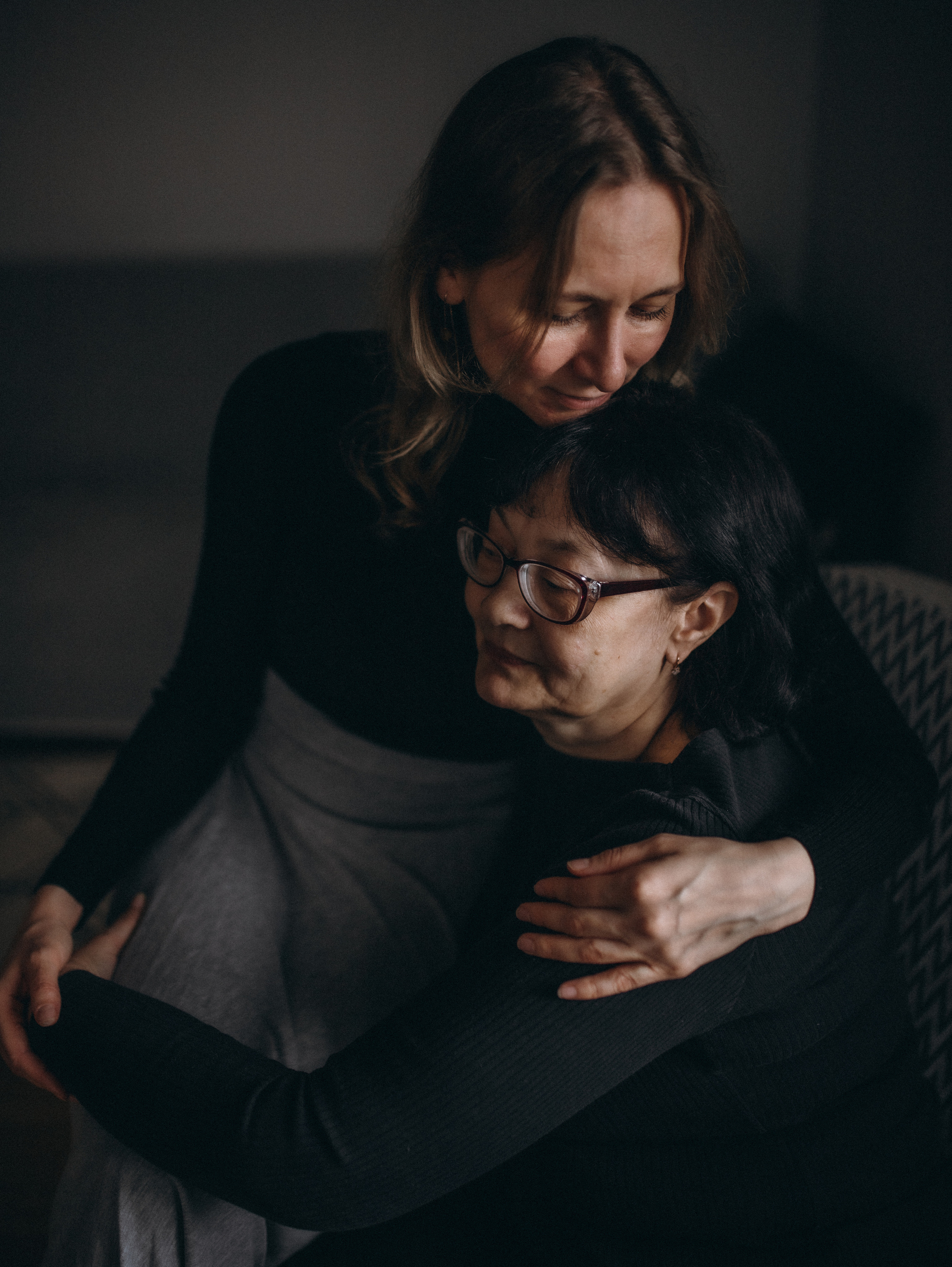 Юлия с мамой дома. Главная