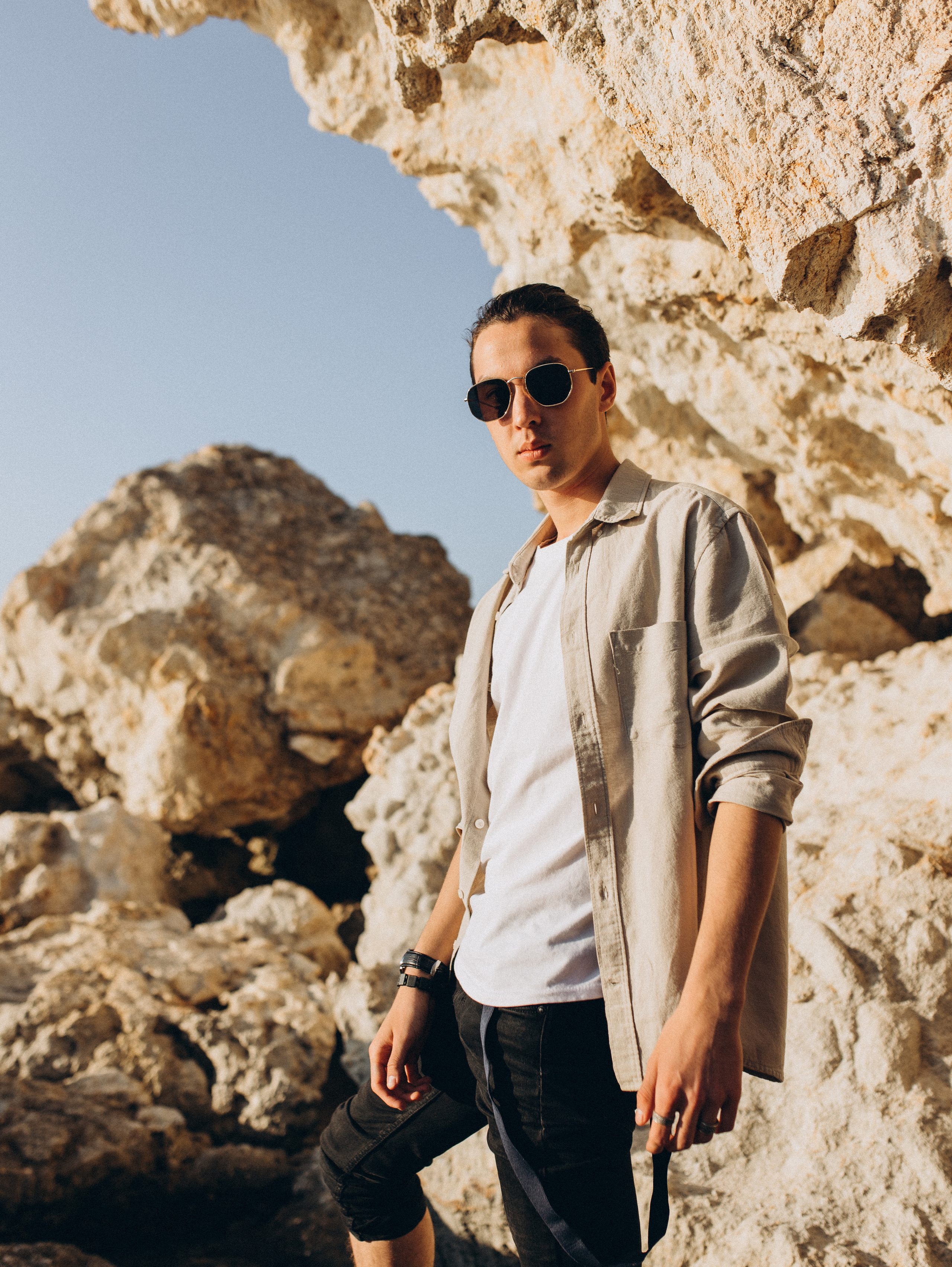 Фотосессия у камней эгейского моря для Ирандека. Главная