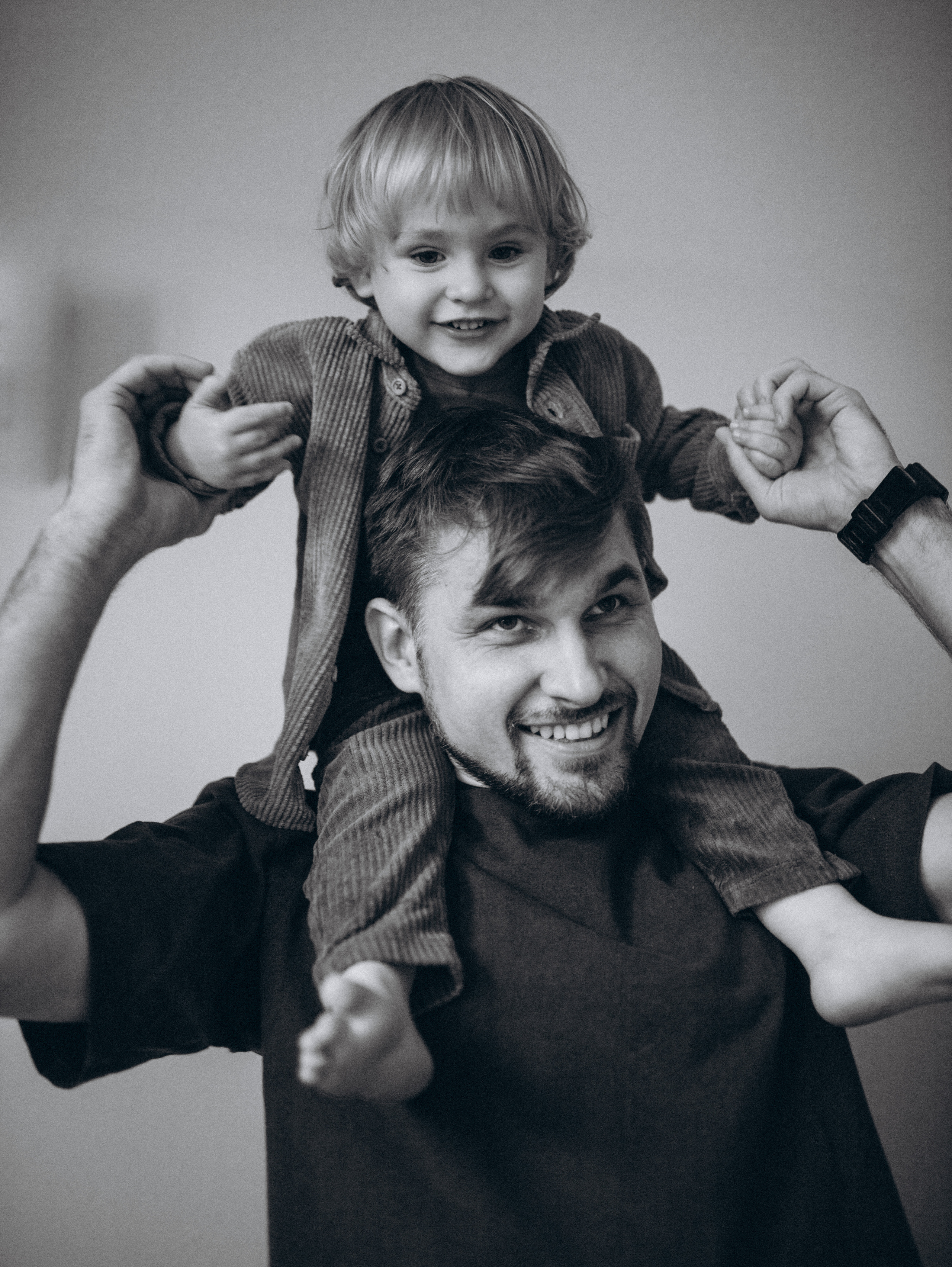 Евгения, Вадим и Леонид дома. Главная