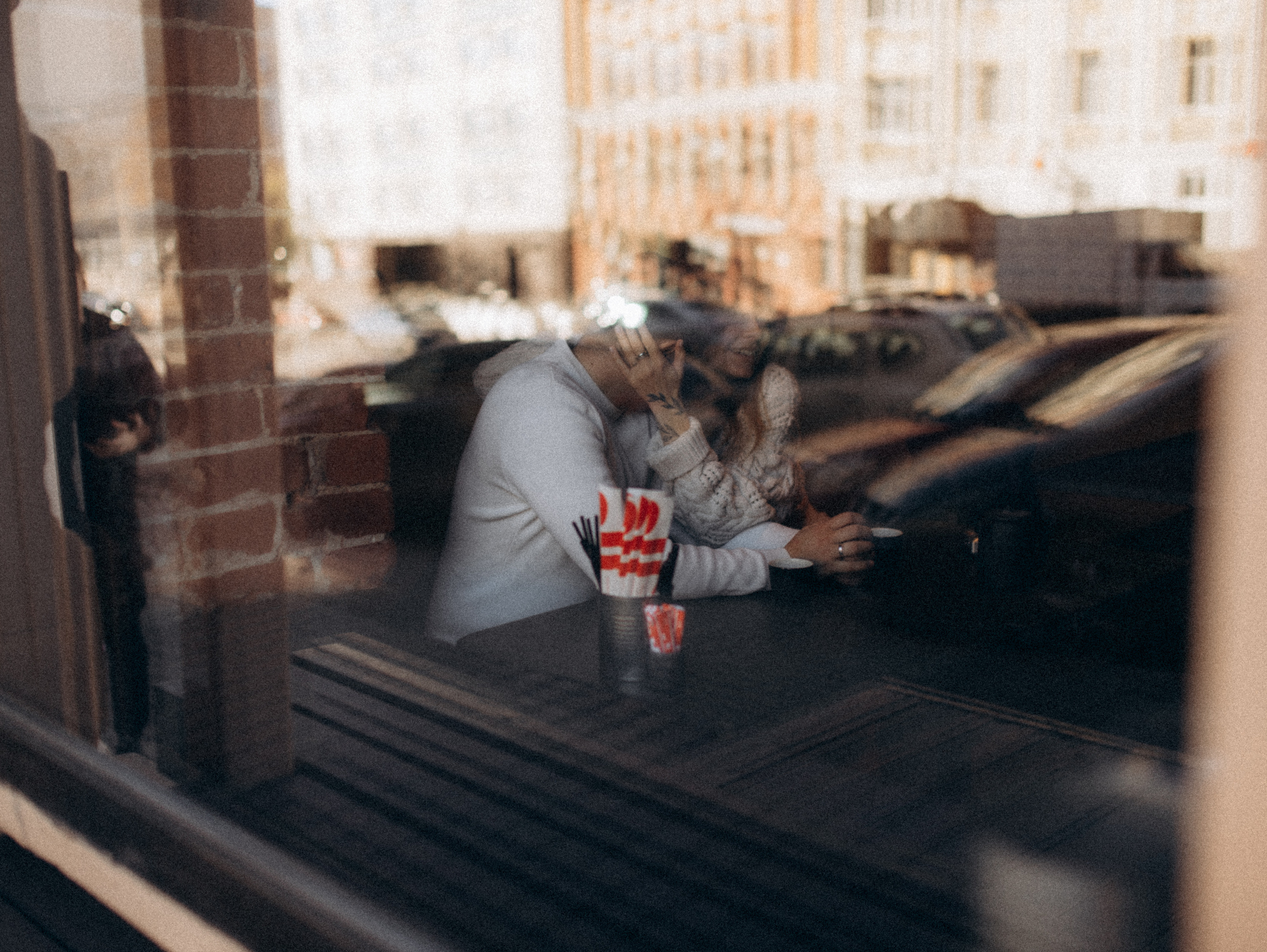 Инна и Азат прогулка по городу. Главная