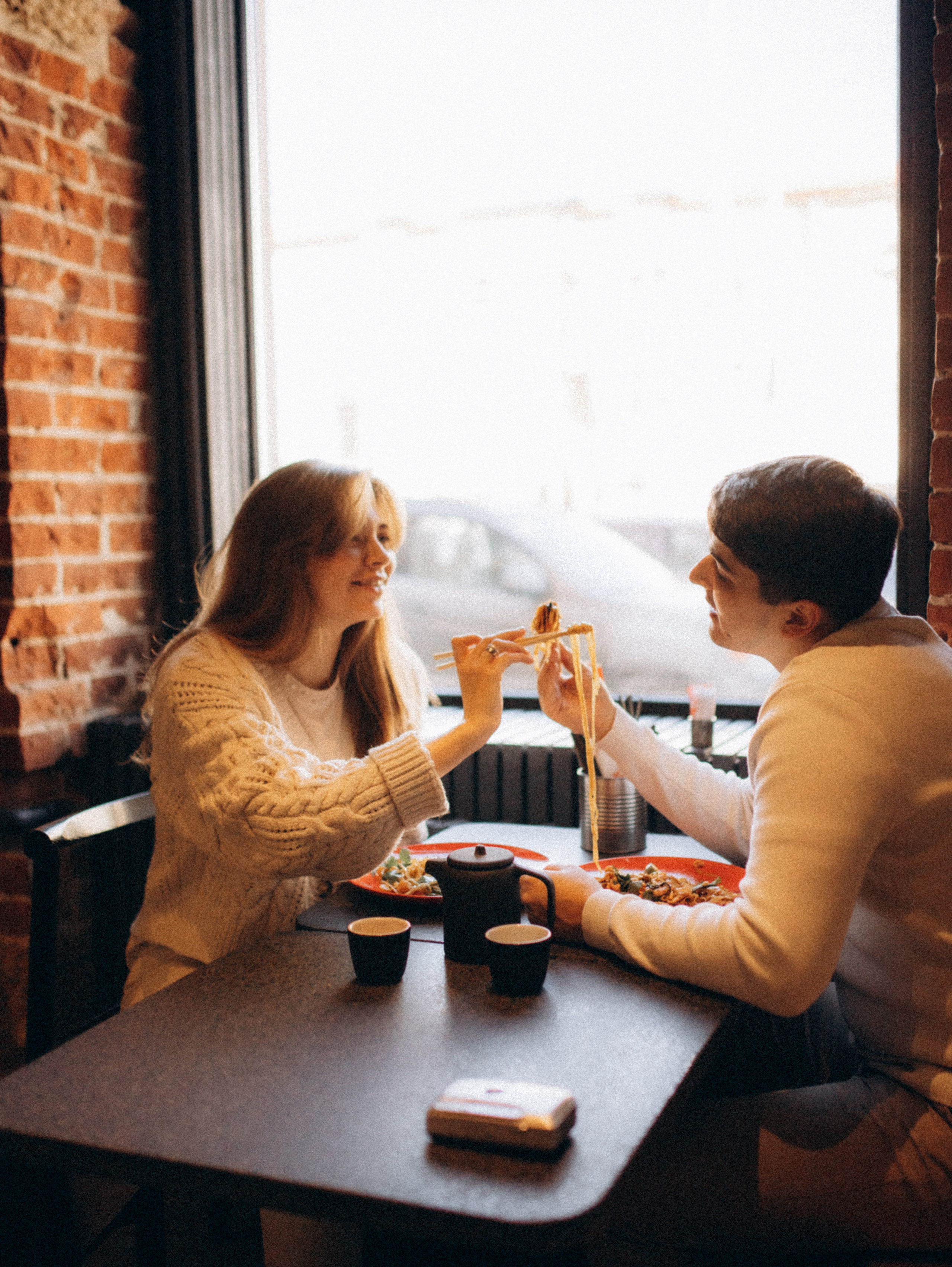 Инна и Азат прогулка по городу. Главная