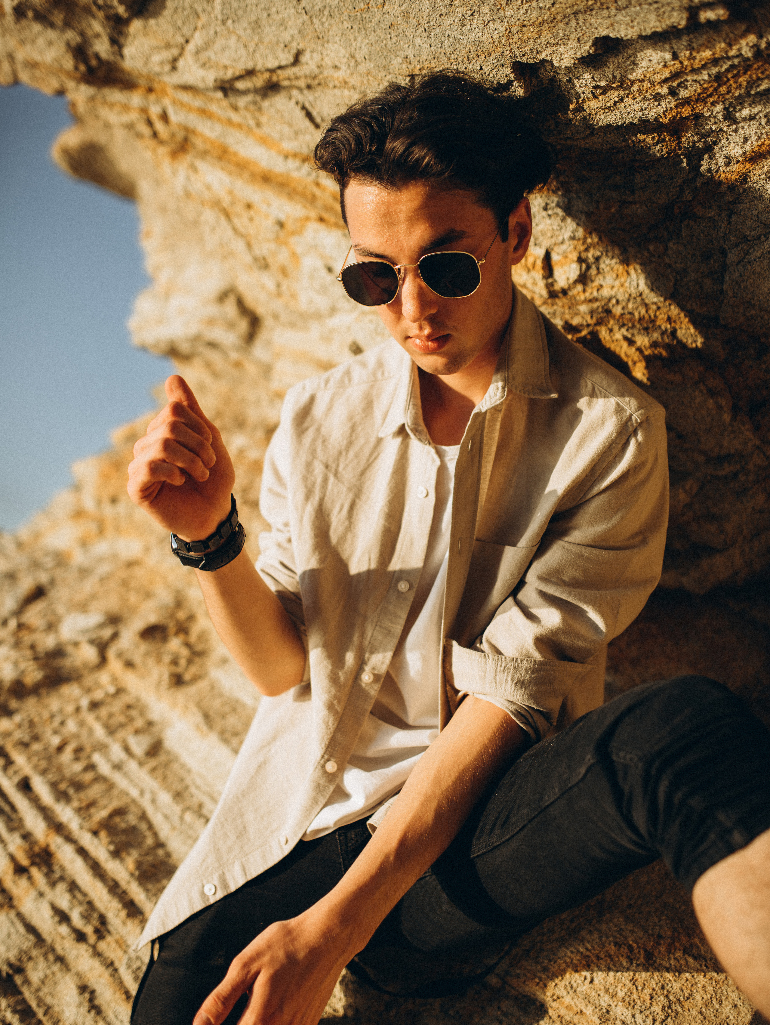 Фотосессия у камней эгейского моря для Ирандека. Главная