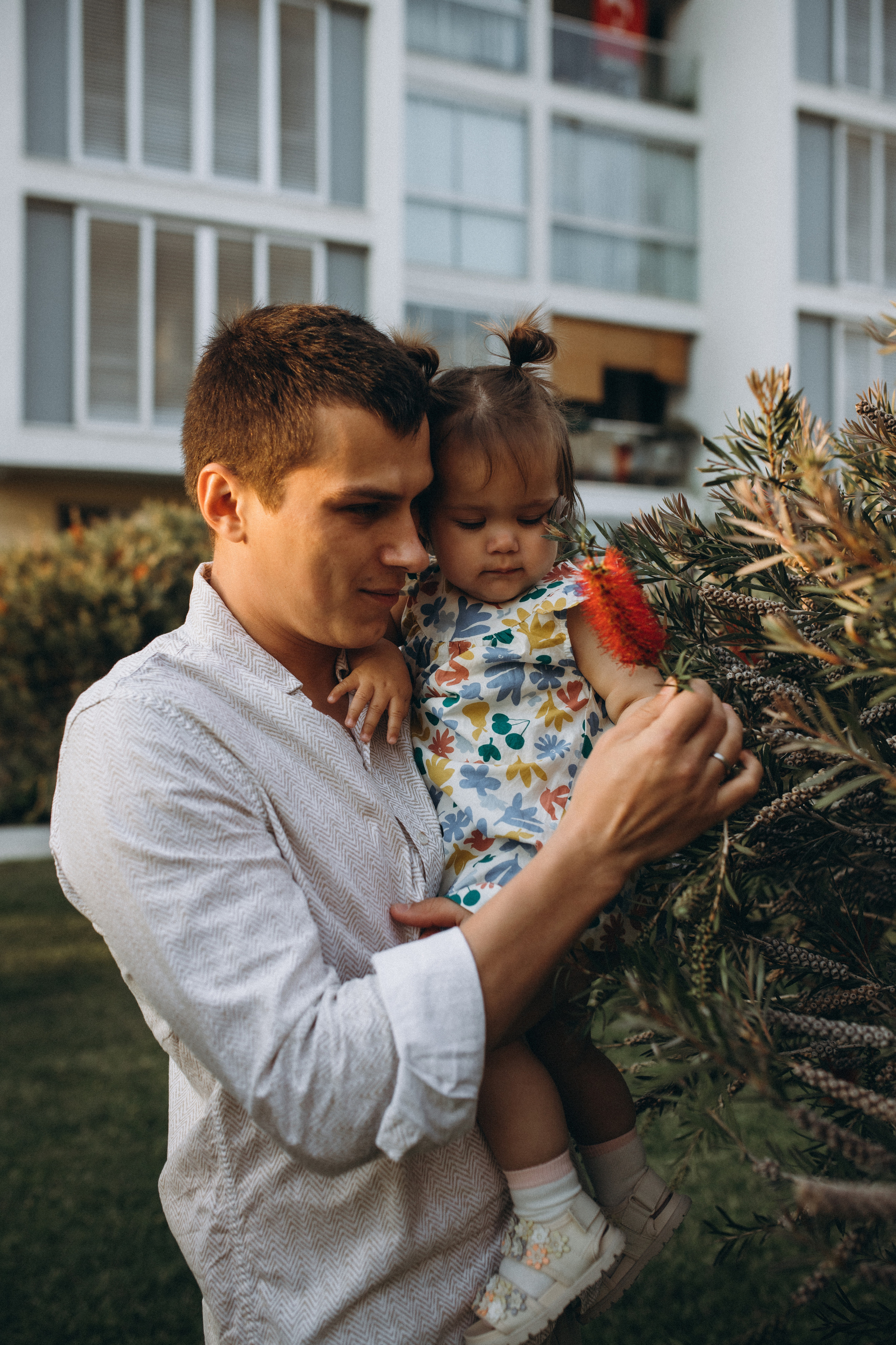 Прогулка у дома Ксении, Антона и Каролины. Главная