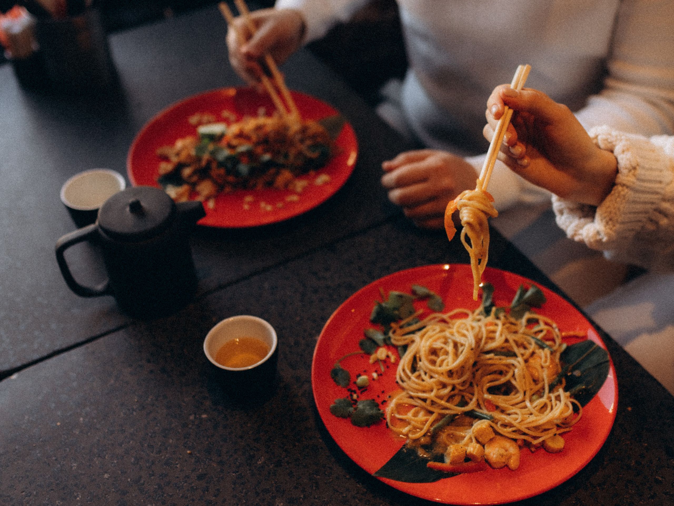 Инна и Азат прогулка по городу. Главная