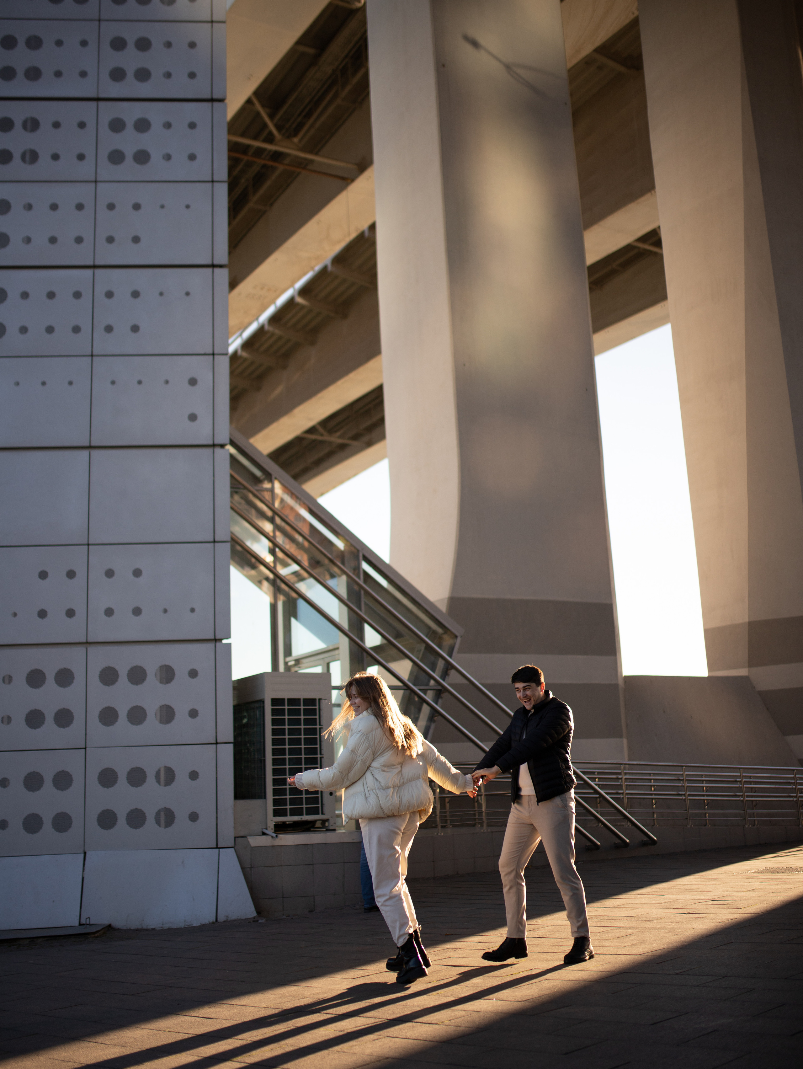 Инна и Азат прогулка по городу. Главная